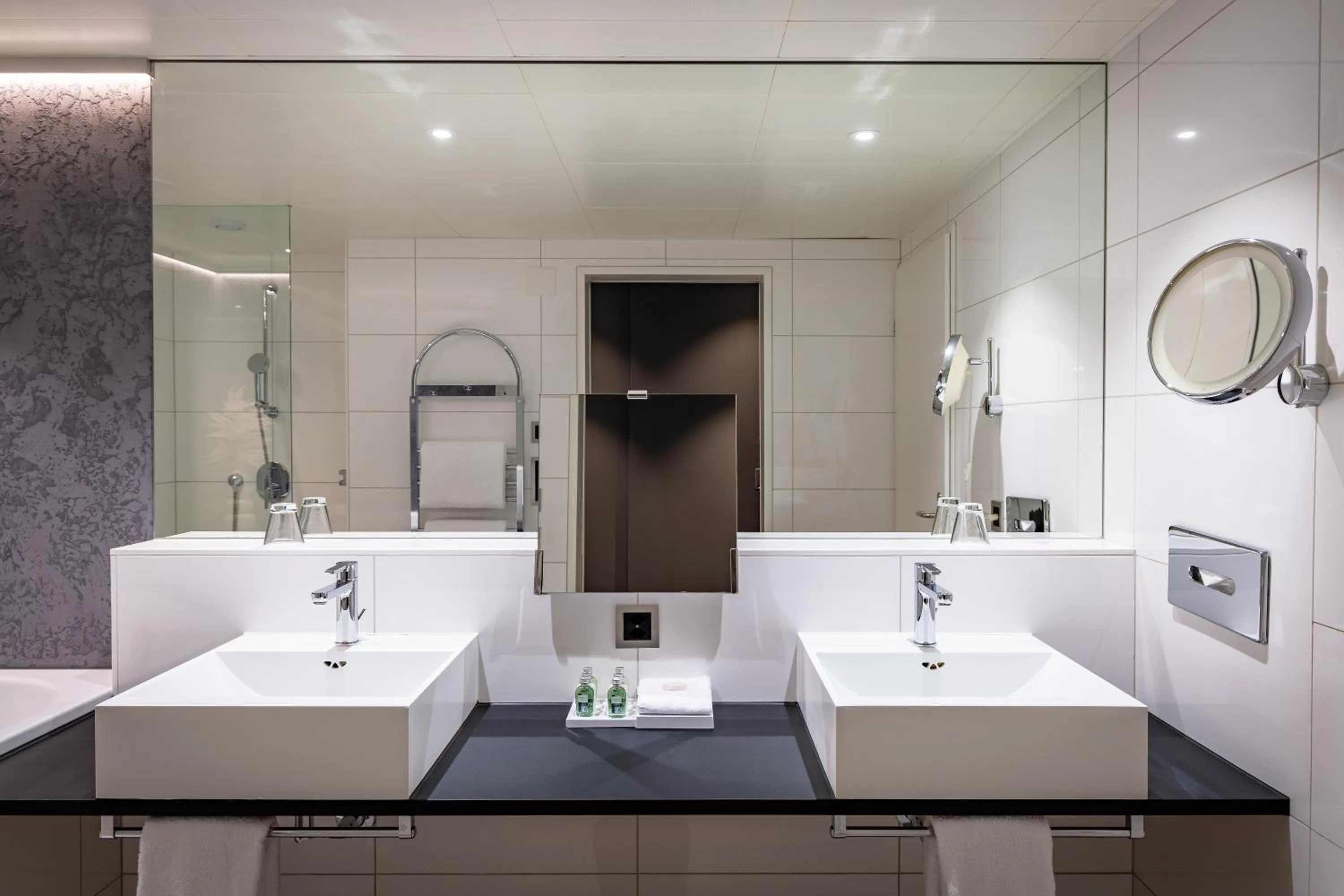 Bathroom in Panorama Resort & Spa