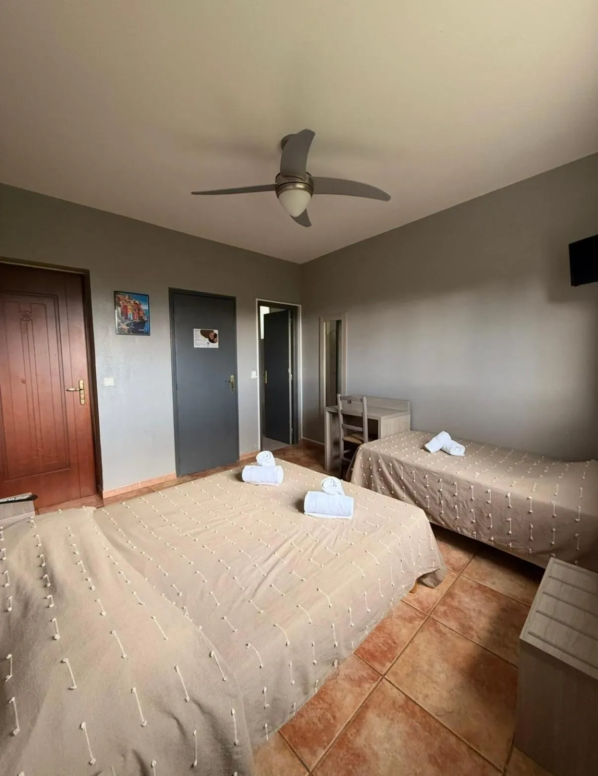 Photo of the whole room, Bed in Hôtel - Pub Le Petit Bosquet