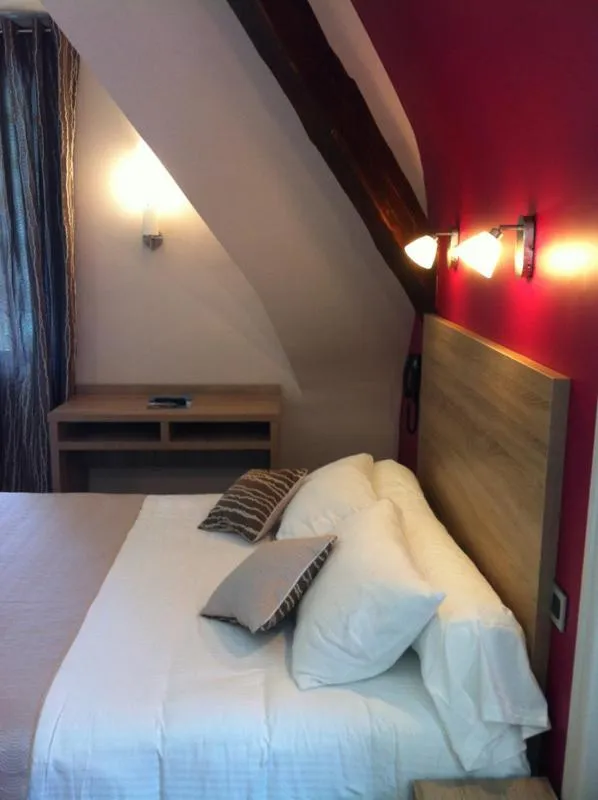 Bed in La Chrissandière