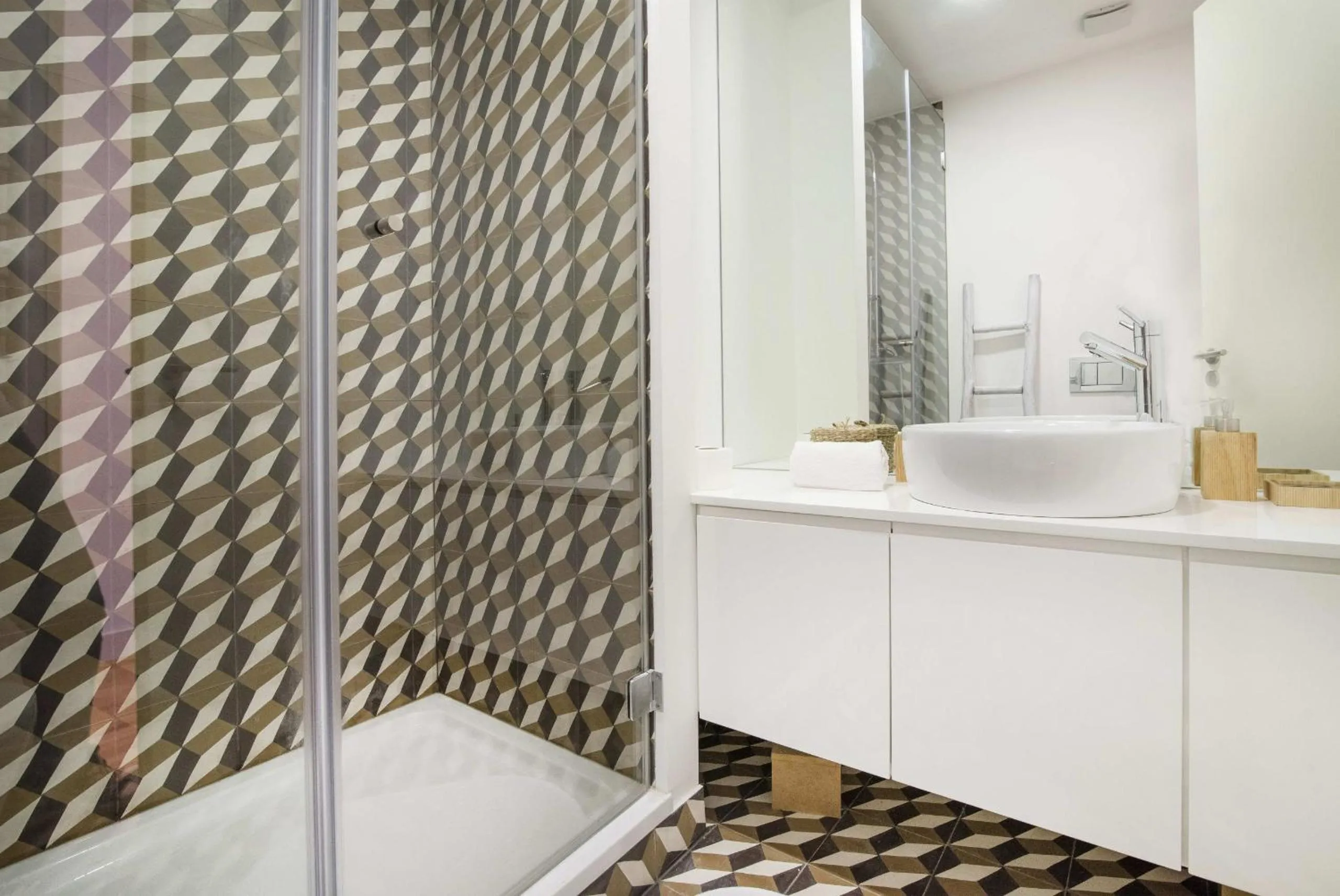 Other in Alfama Premium by Homing