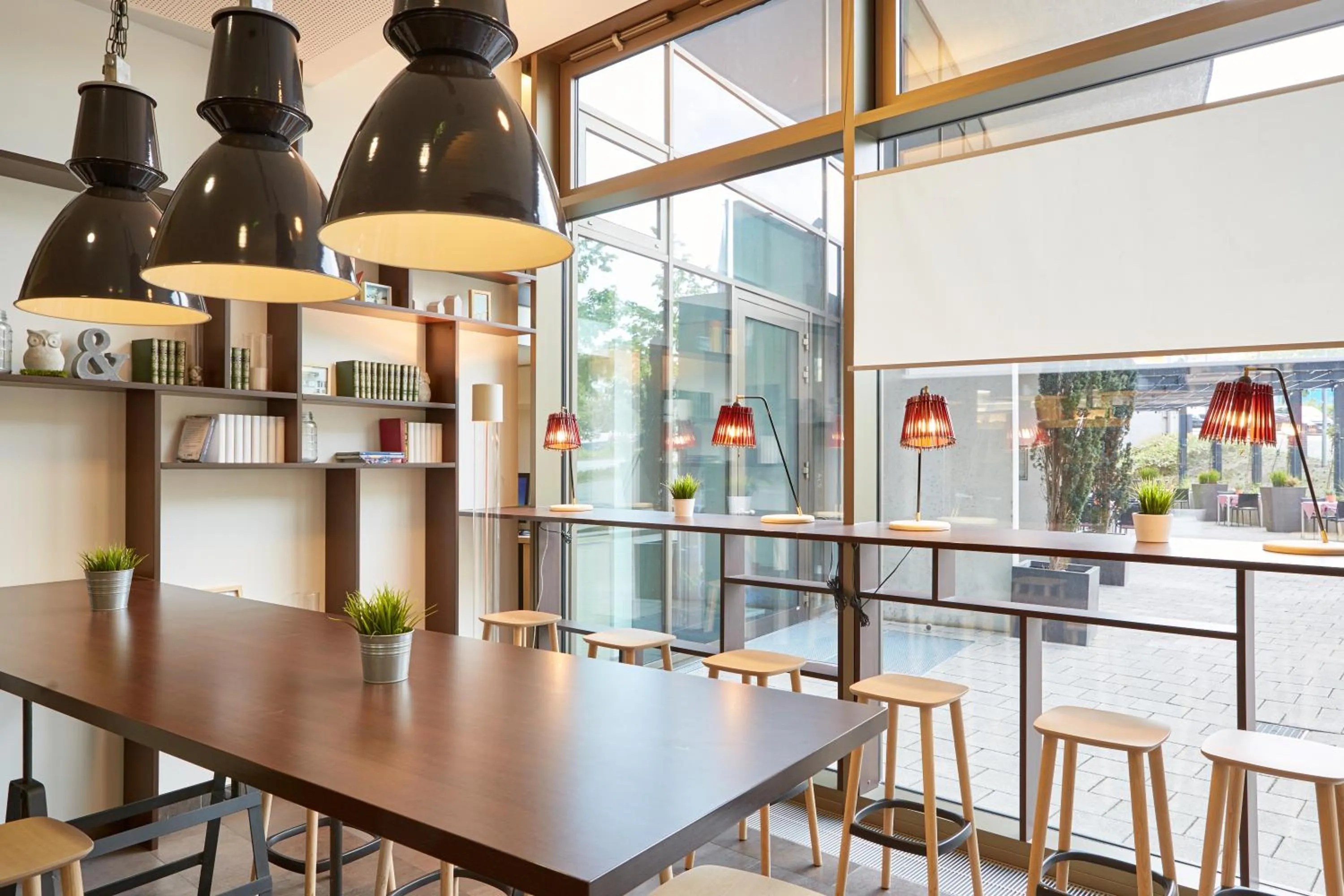 Lobby or reception in Park Inn by Radisson Stuttgart