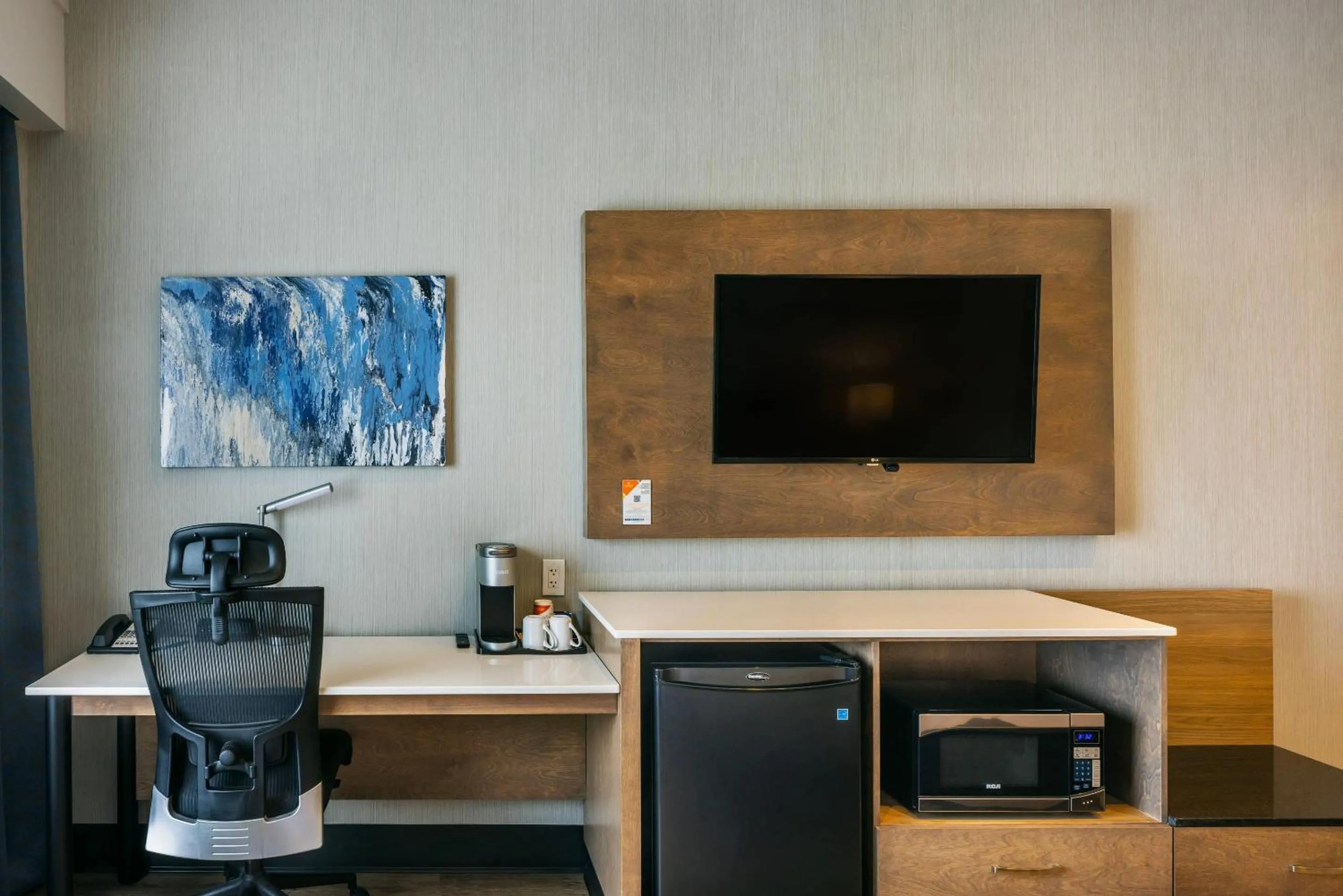 Bedroom in Quality Inn & Suites