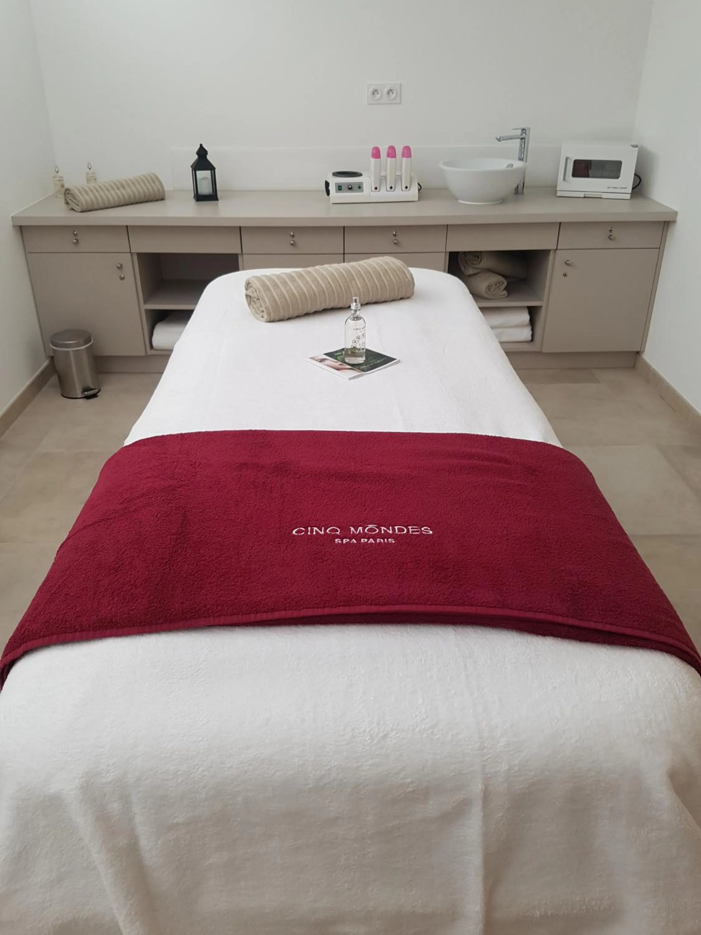 Massage, Bed in Hotel Spa Les Rives Sauvages