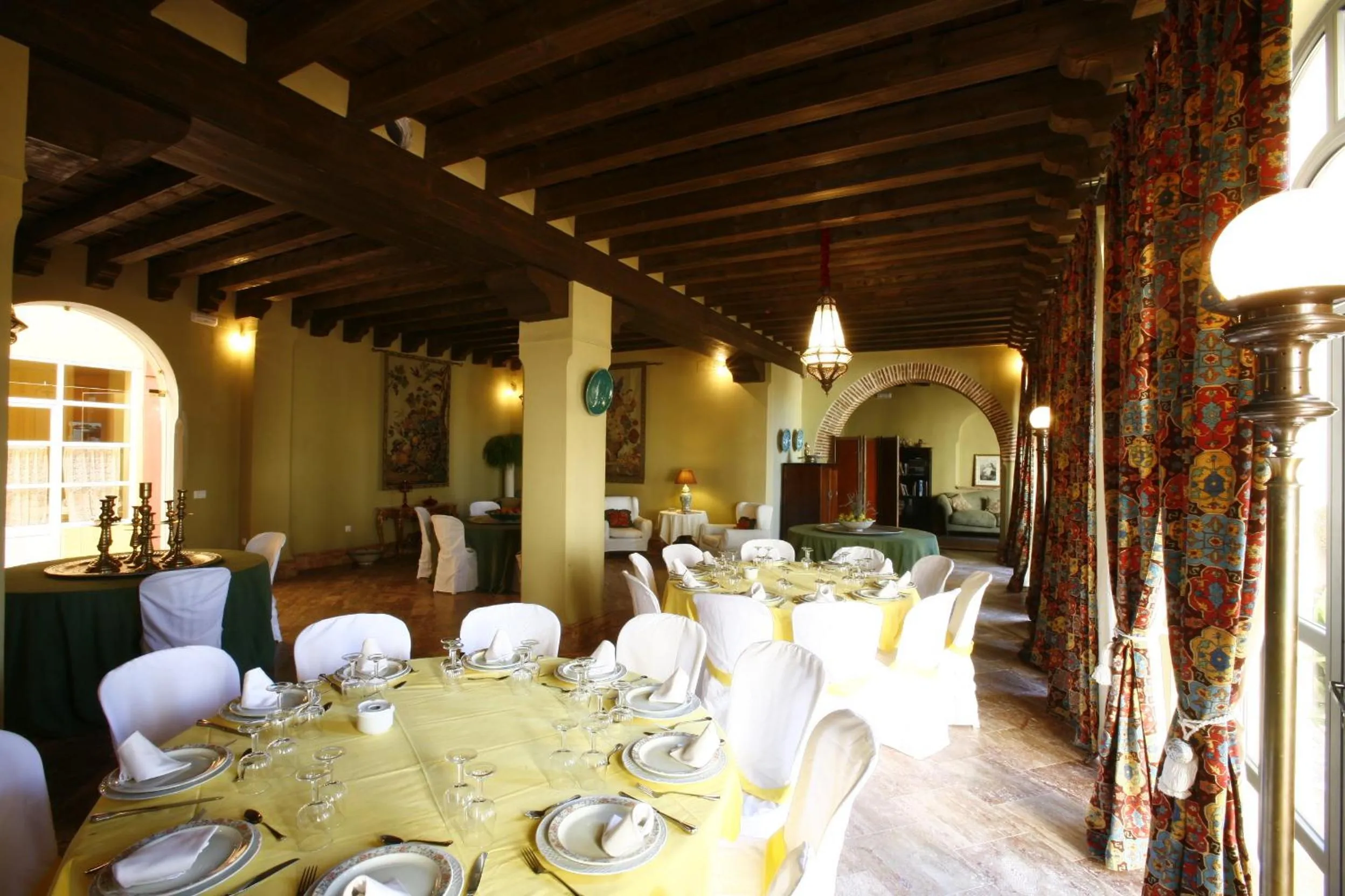Restaurant/places to eat in La Posada del Moro
