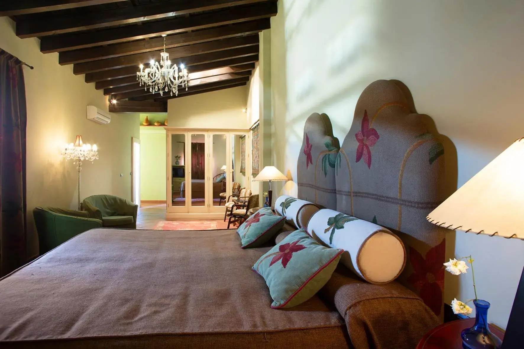 Suite - single occupancy in La Posada del Moro Suite - single occupancy in La Posada del Moro