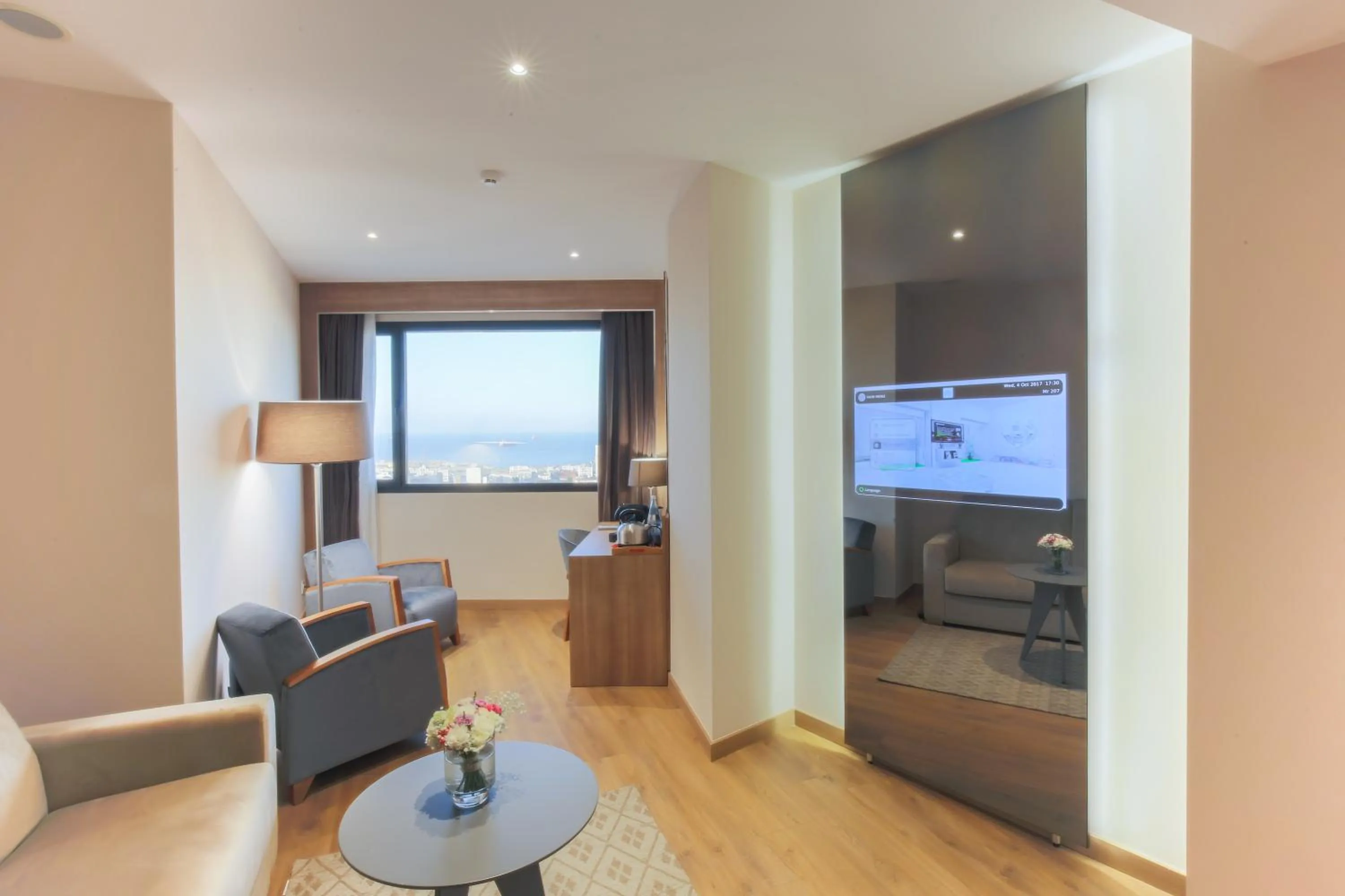 Photo of the whole room in Lamaraz Hotels