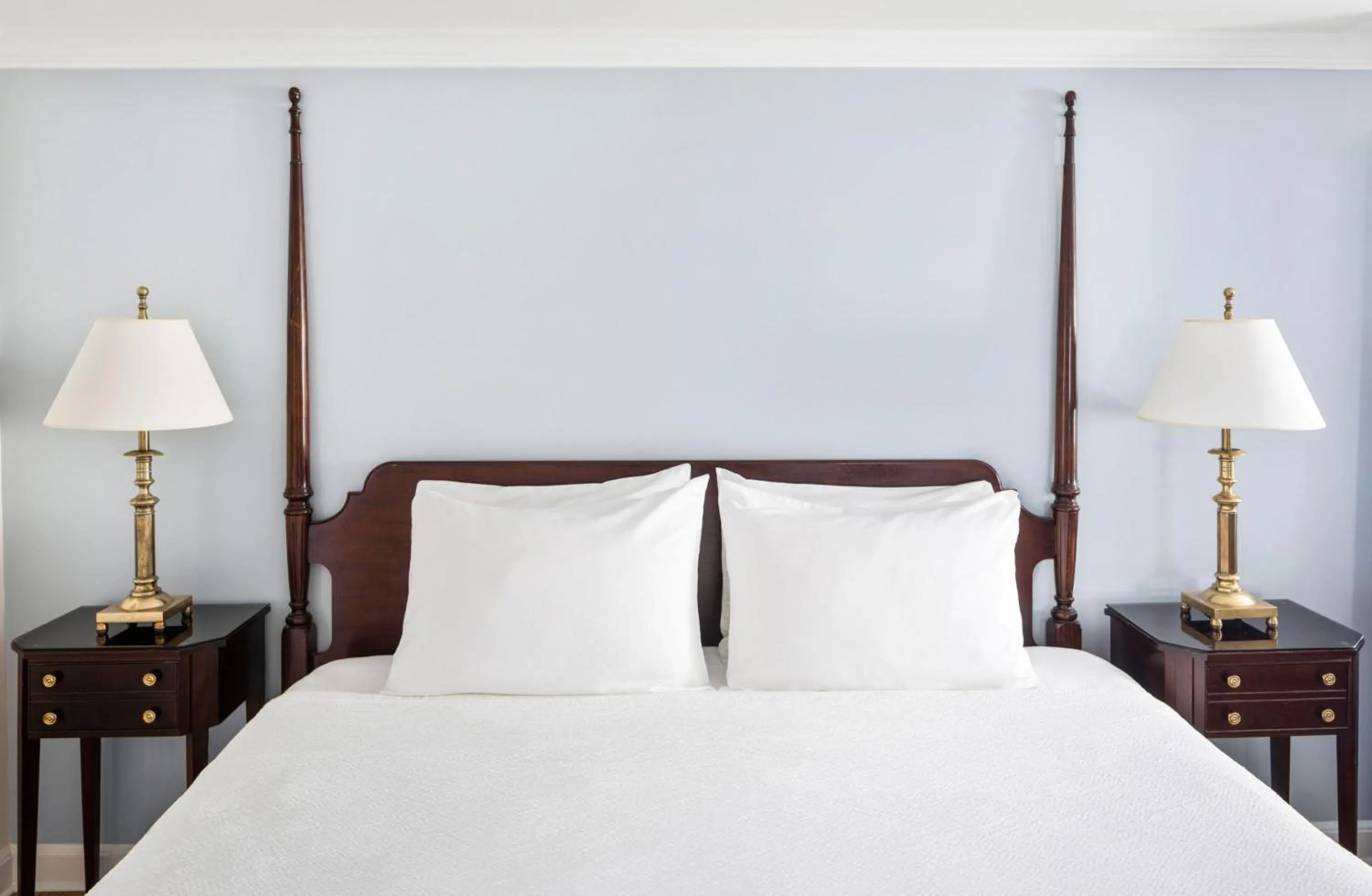 Bed in The Harraseeket Inn & Event House Freeport Downtown