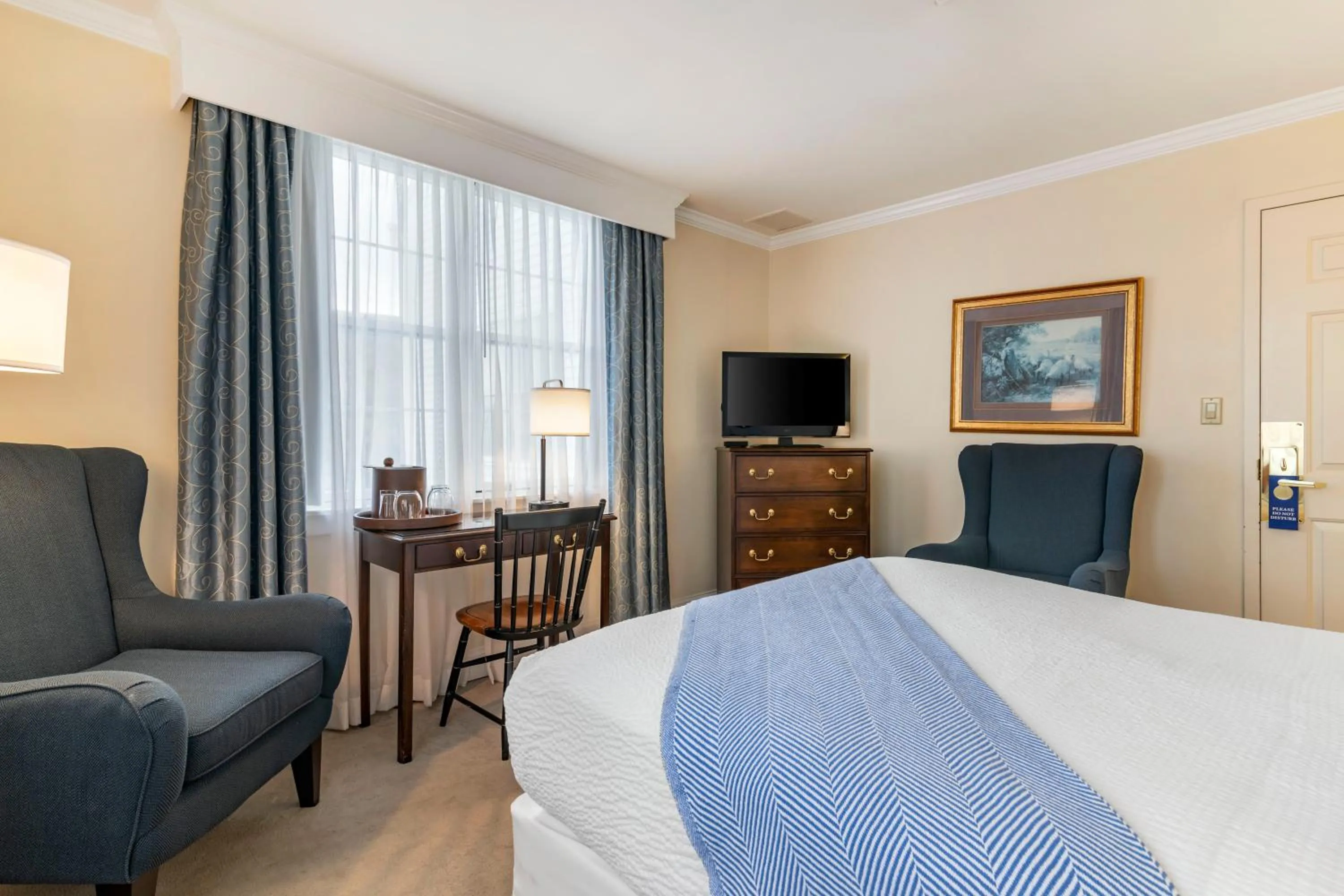 Bed in The Harraseeket Inn & Event House Freeport Downtown