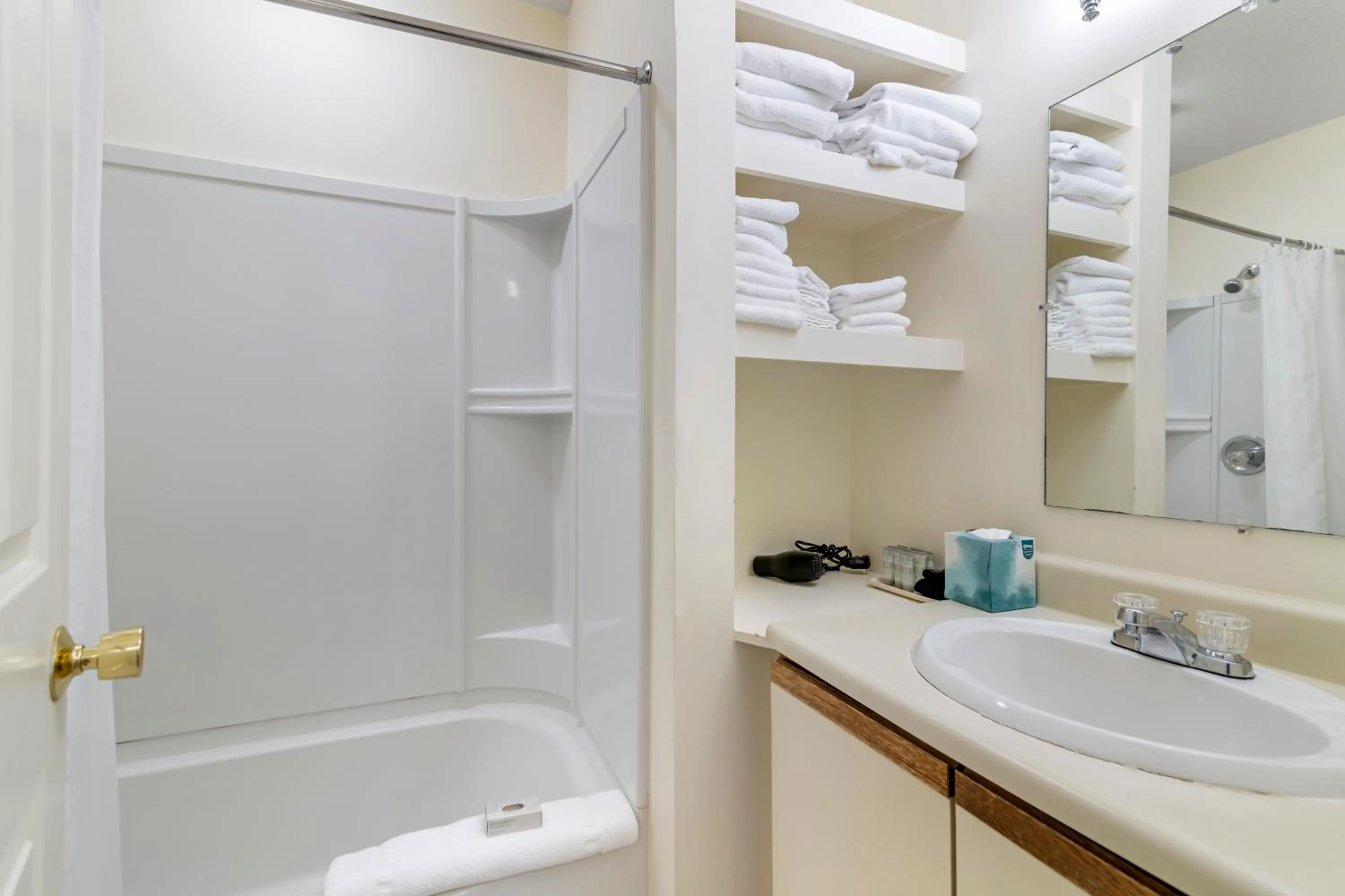 Bathroom in The Harraseeket Inn & Event House Freeport Downtown