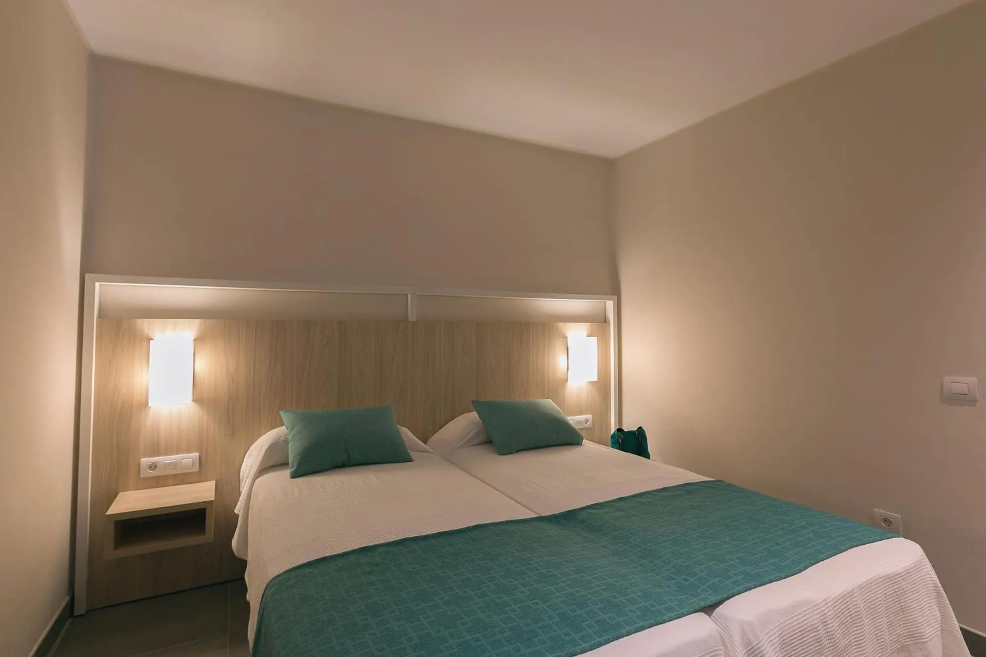 Bedroom, Bed in Apartamentos Celeste