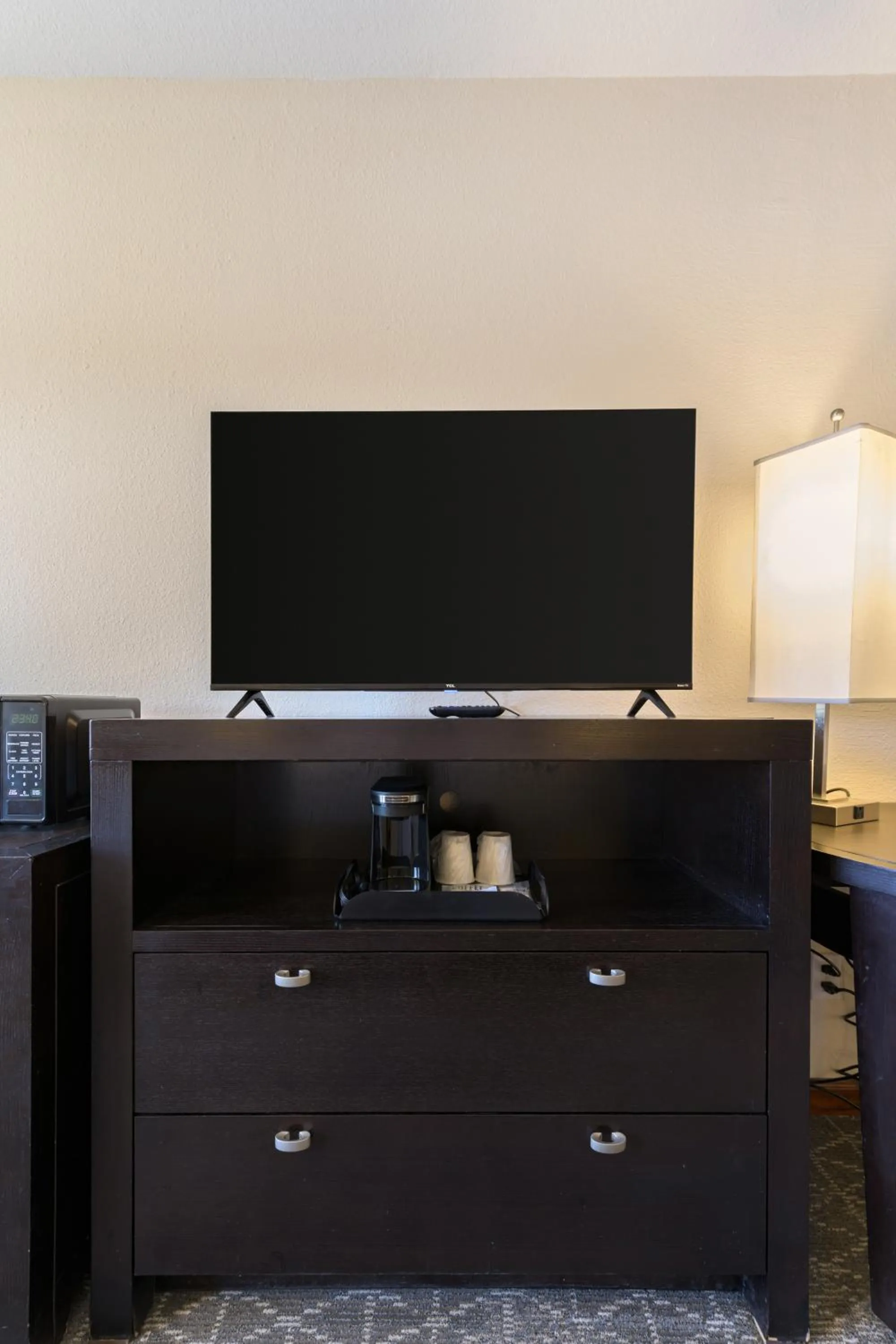 The Prime Suites, Vallejo - Napa Valley and Six Flags Discovery Kingdom