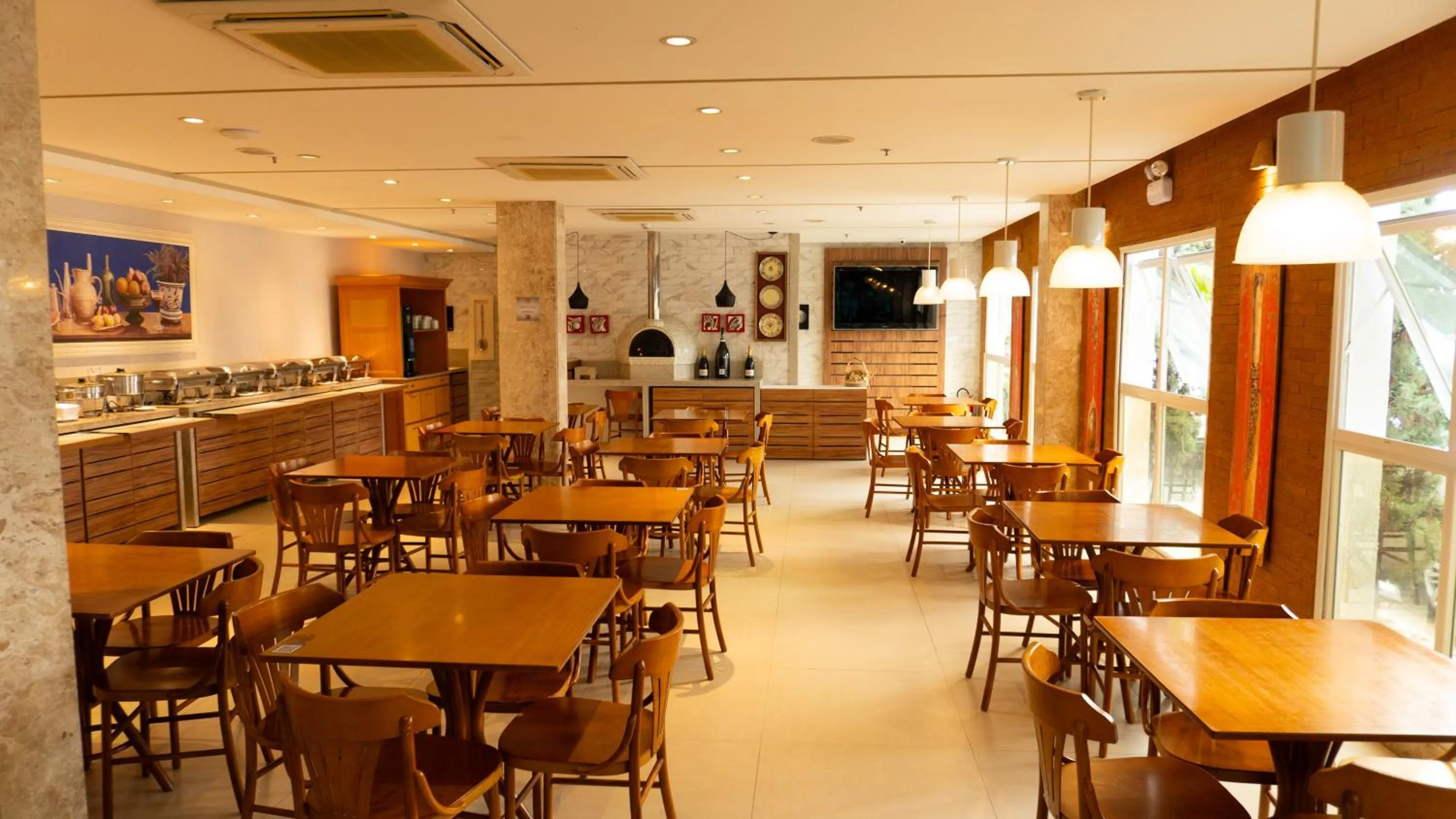 Restaurant/places to eat in ibis Vitoria da Conquista