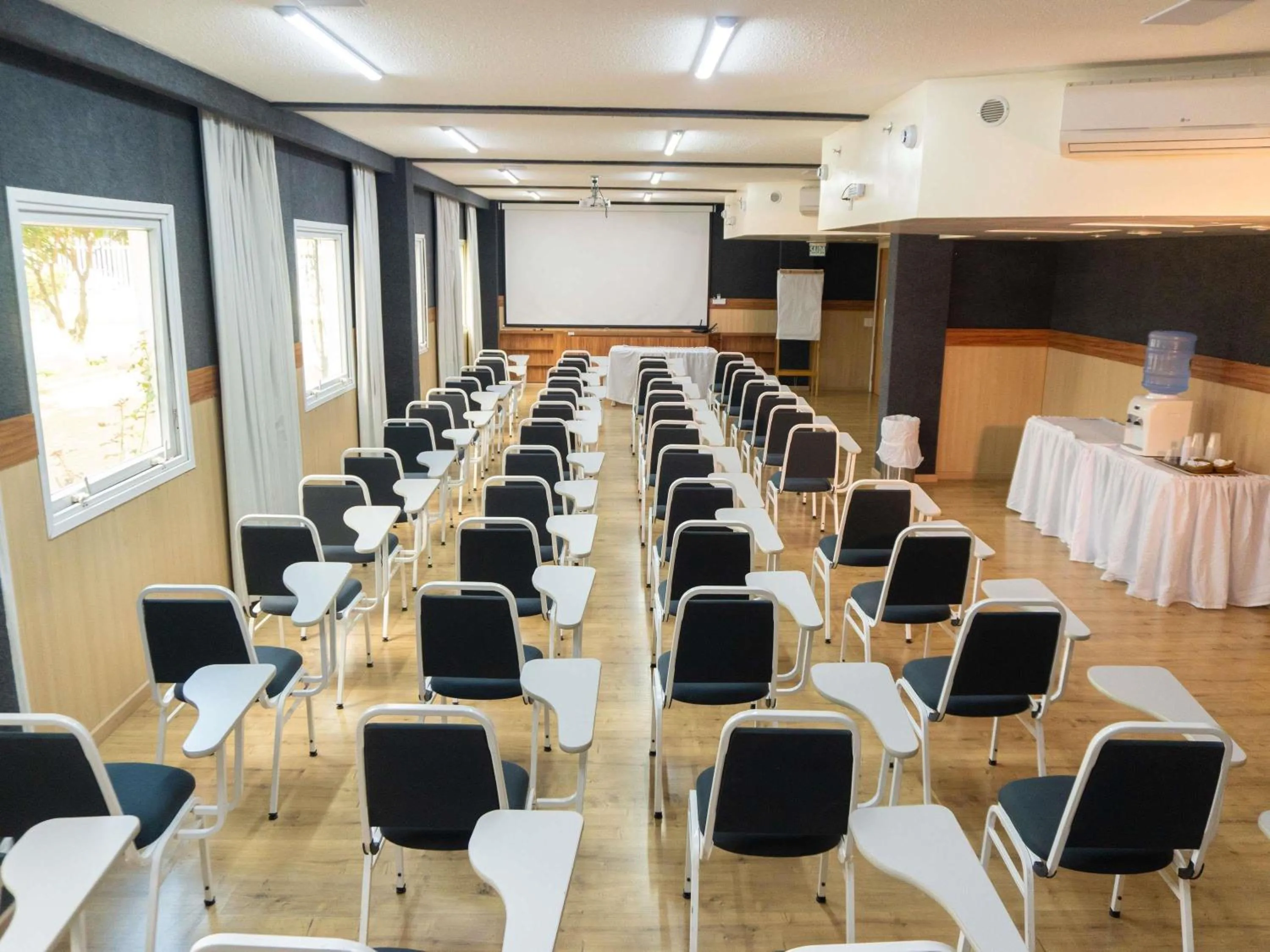 Meeting/conference room in ibis Vitoria da Conquista