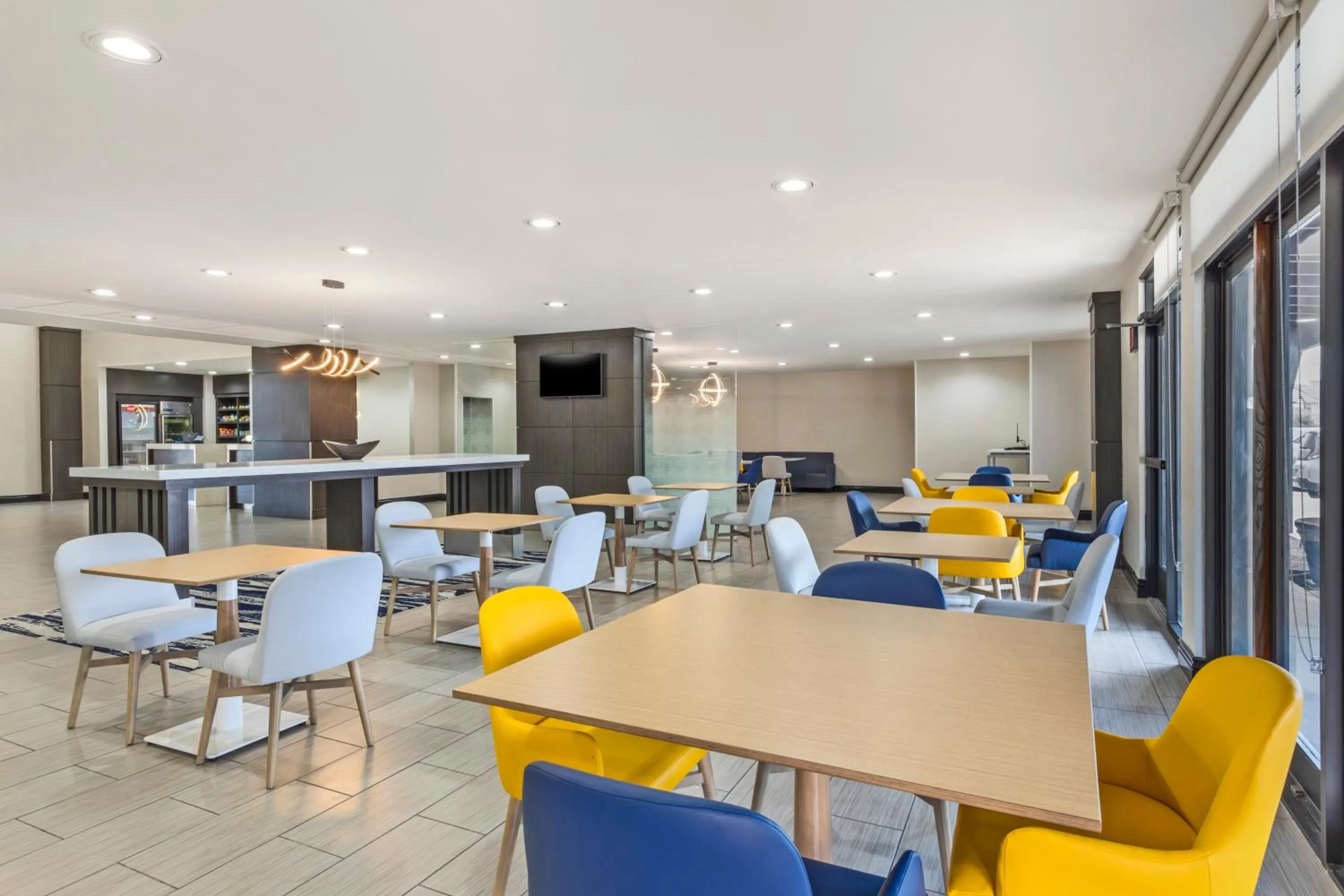 Breakfast in Comfort Inn & Suites Irving Las Colinas DFW