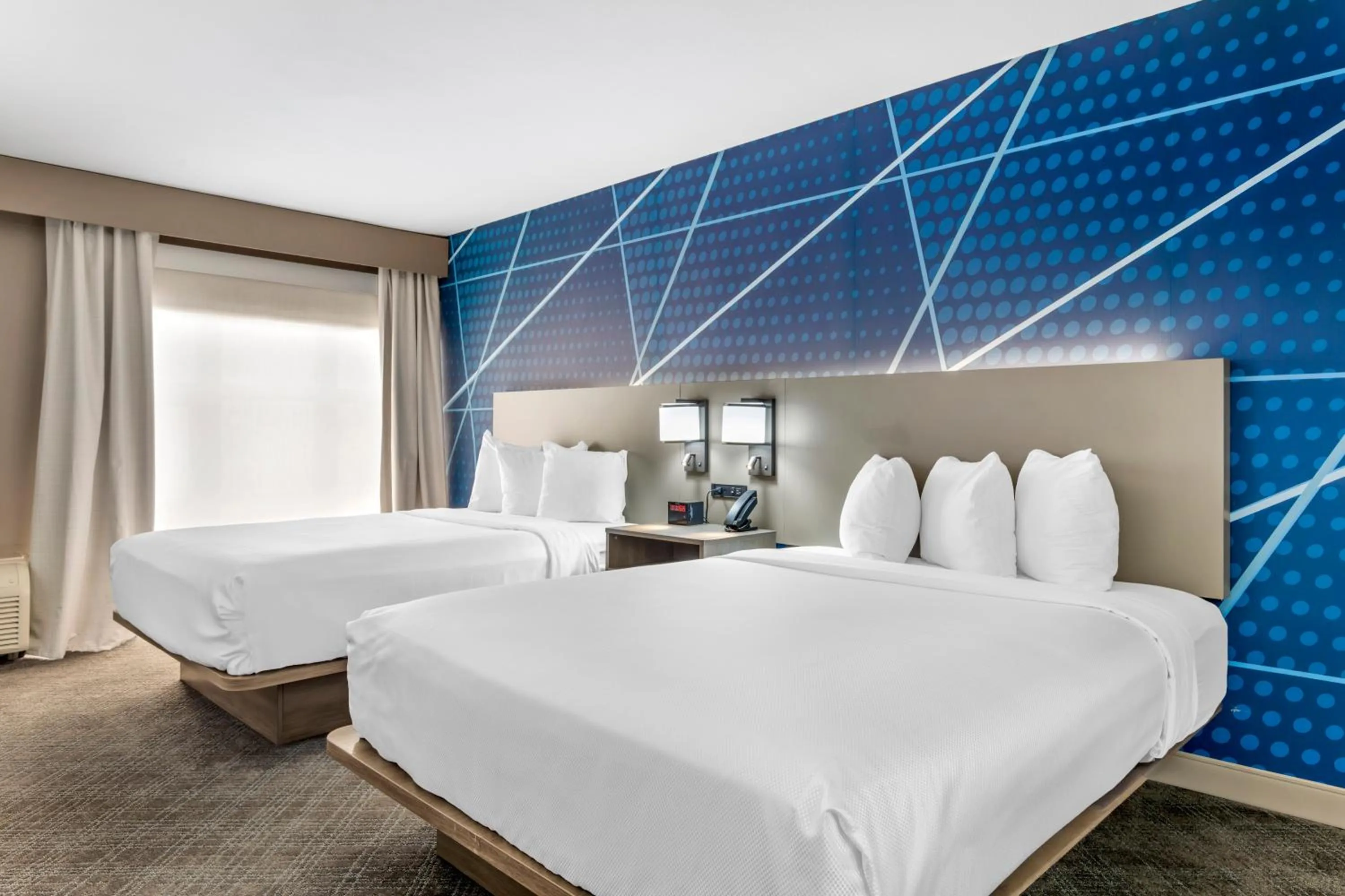 Bed in Comfort Inn & Suites Irving Las Colinas DFW