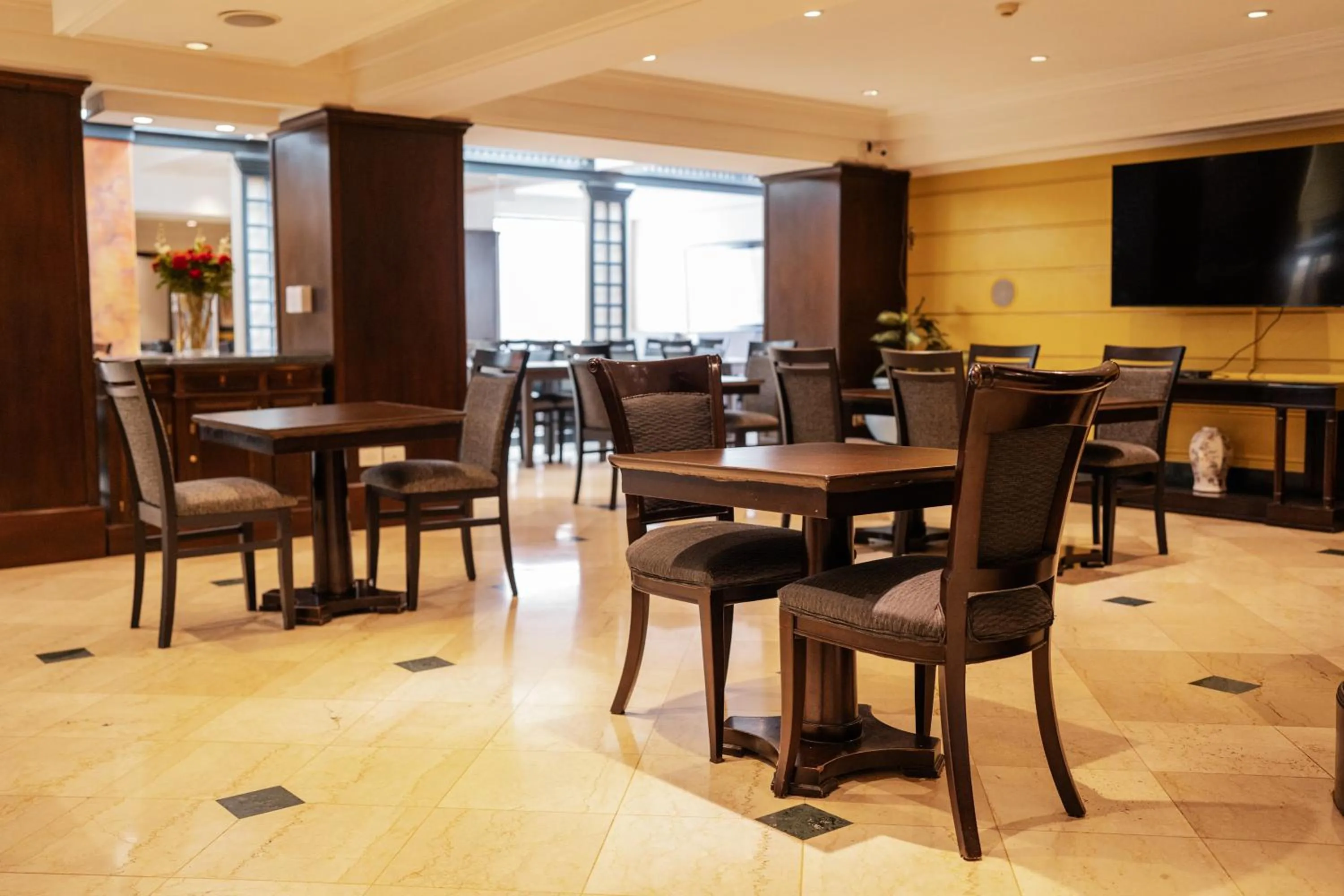 Restaurant/places to eat in Amérian Mendoza