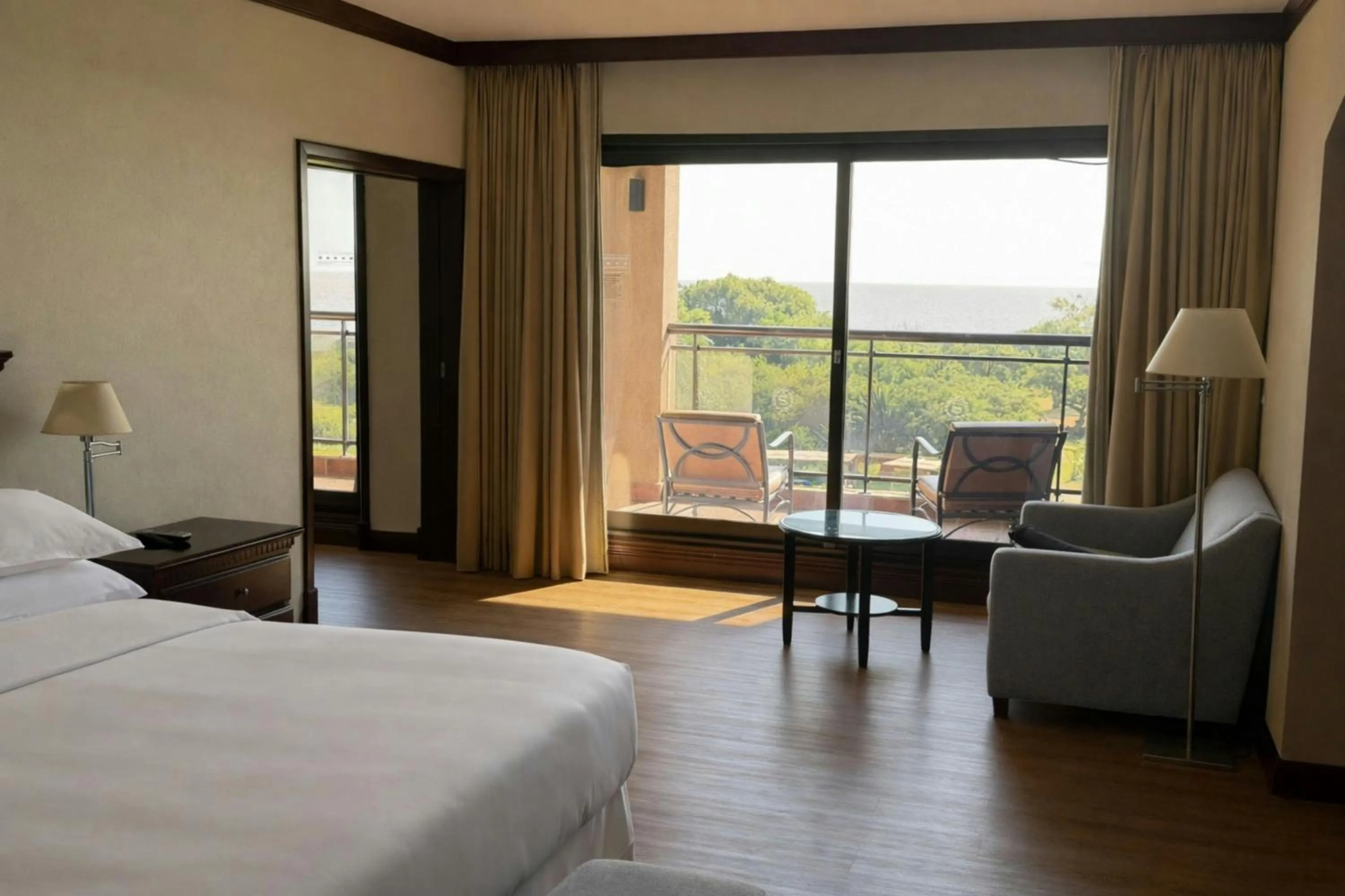 Photo of the whole room, Bed in Sheraton Colonia Golf & Spa Resort