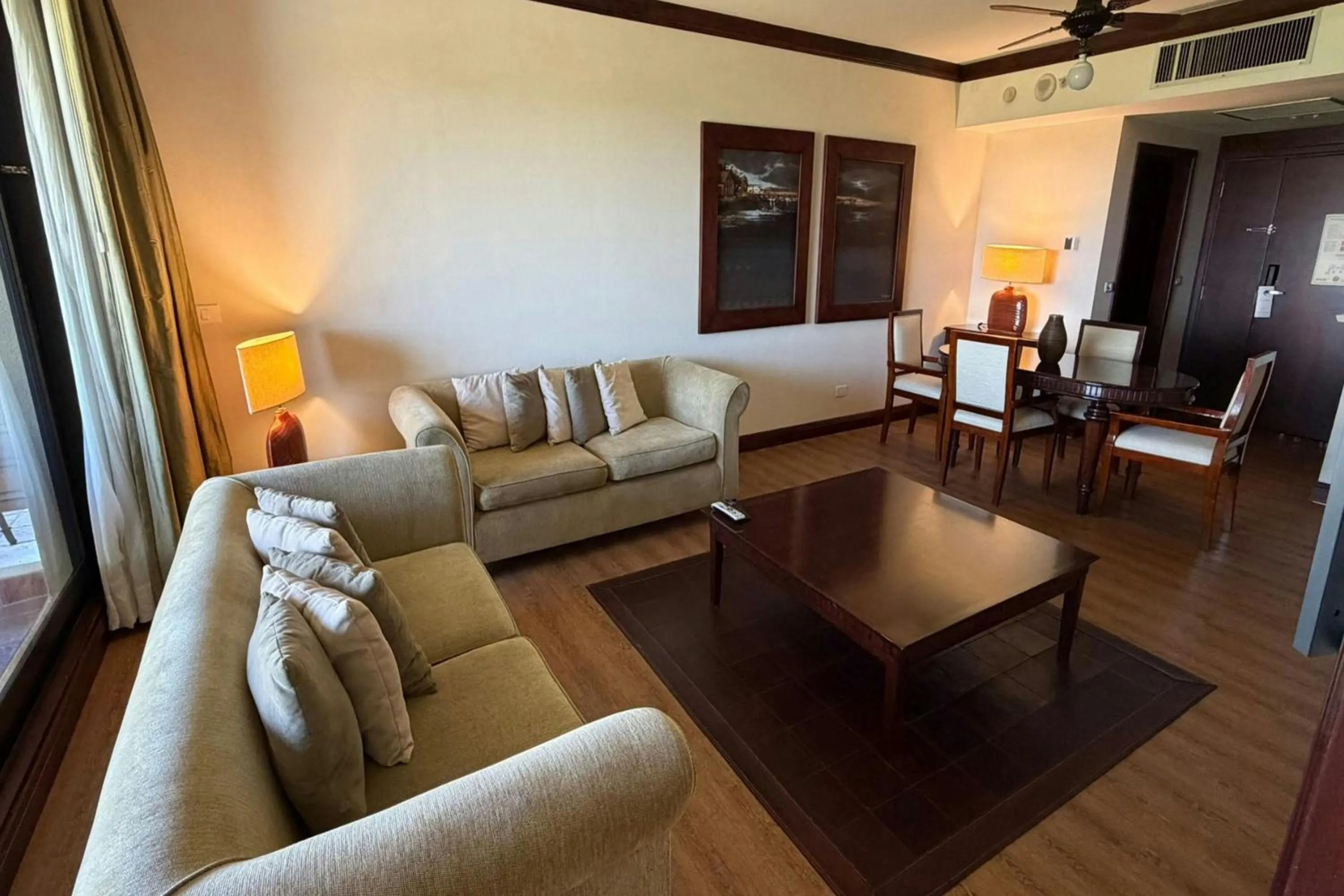 Living room in Sheraton Colonia Golf & Spa Resort