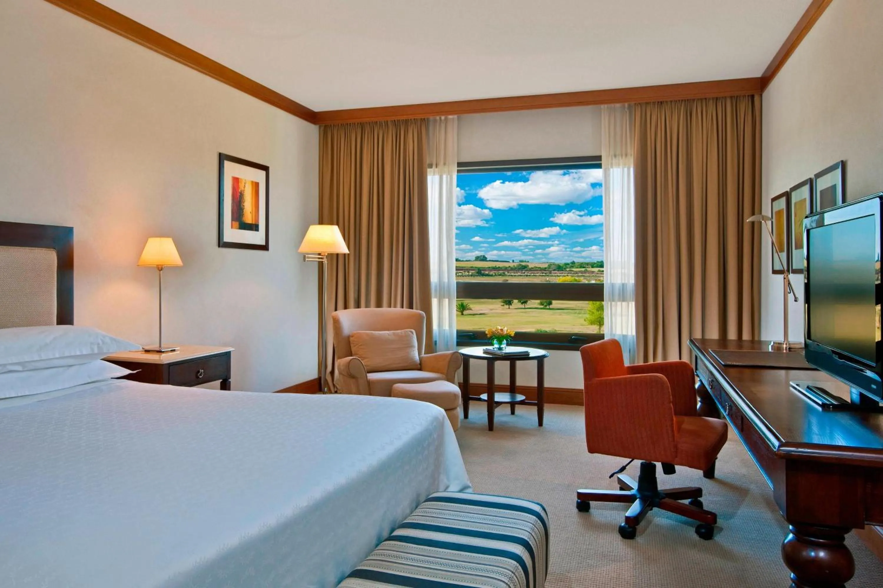 Photo of the whole room, Bed in Sheraton Colonia Golf & Spa Resort