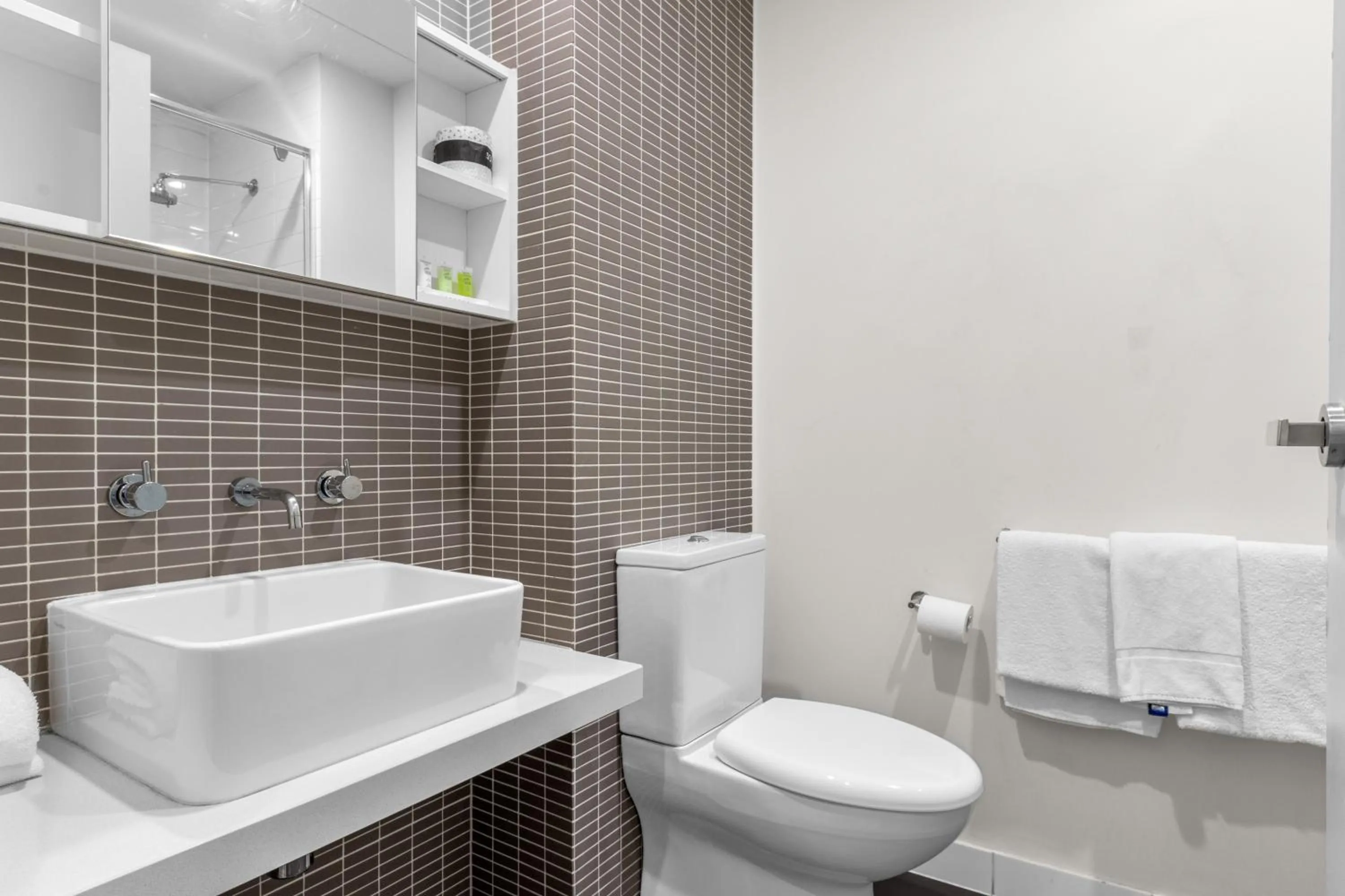 Comfort Apartments on Elizabeth