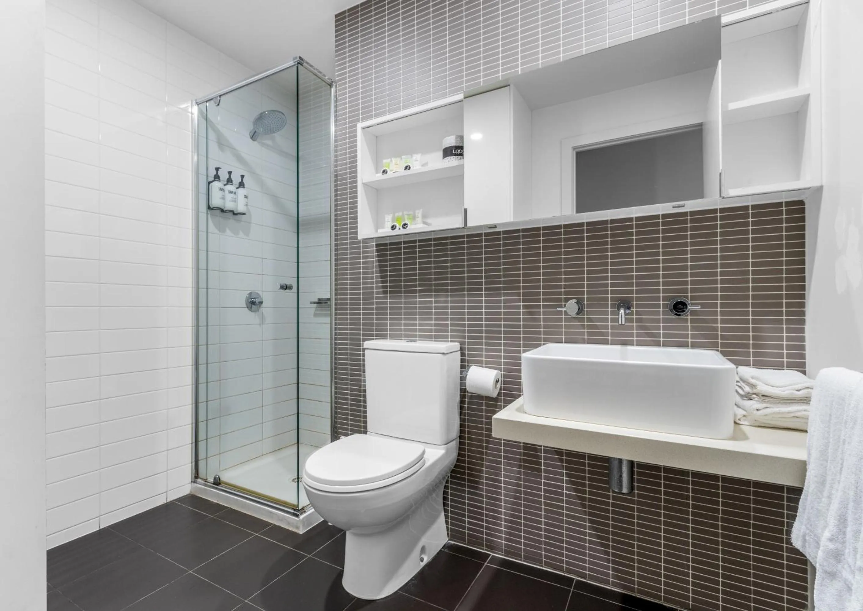 Comfort Apartments on Elizabeth