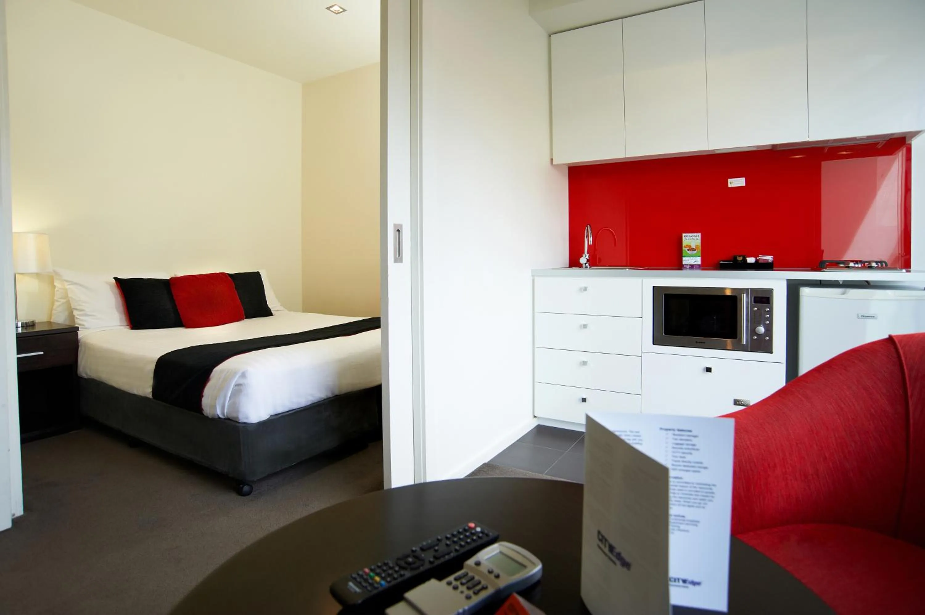 Premier One-Bedroom Apartment in Comfort Apartments on Elizabeth