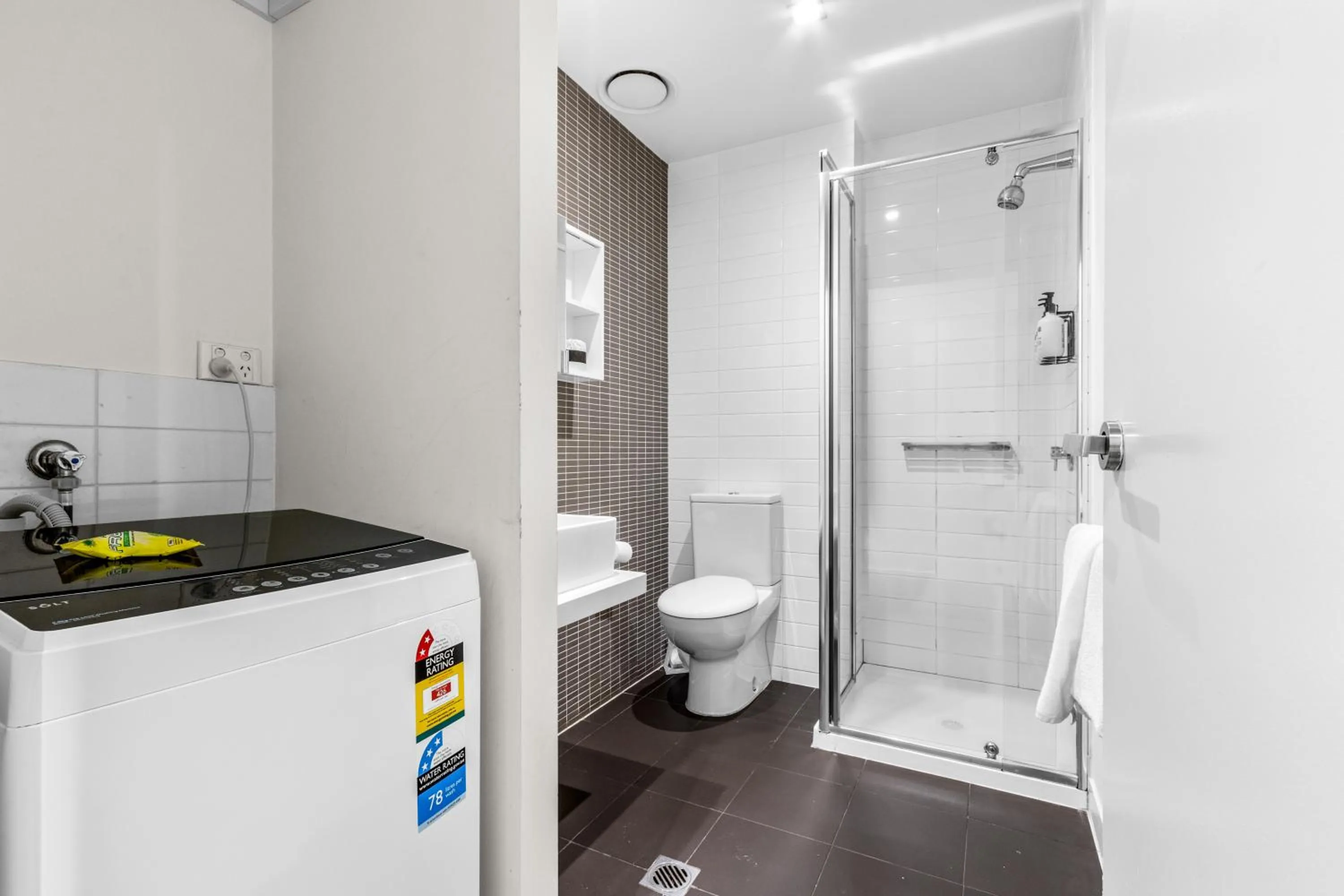 Comfort Apartments on Elizabeth