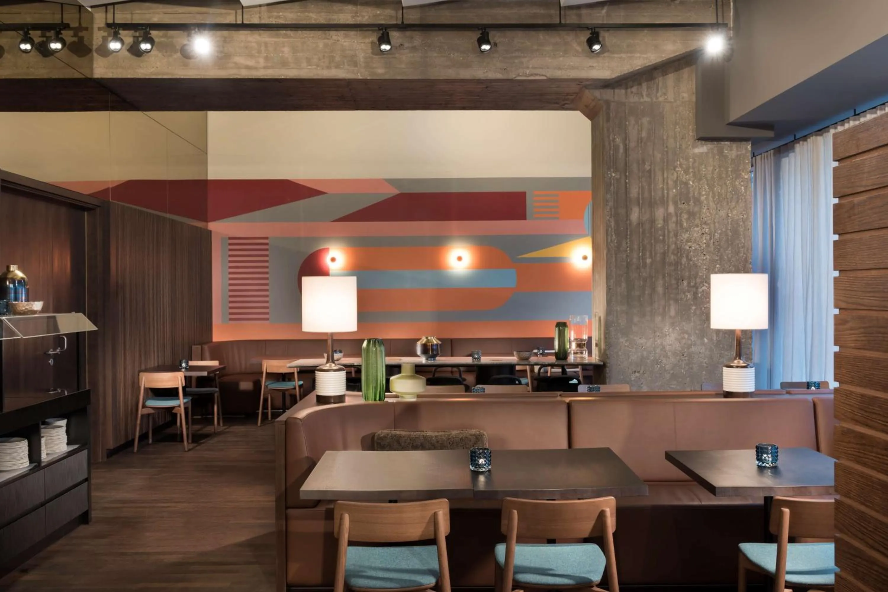 Restaurant/places to eat in Adina Apartment Hotel Leipzig