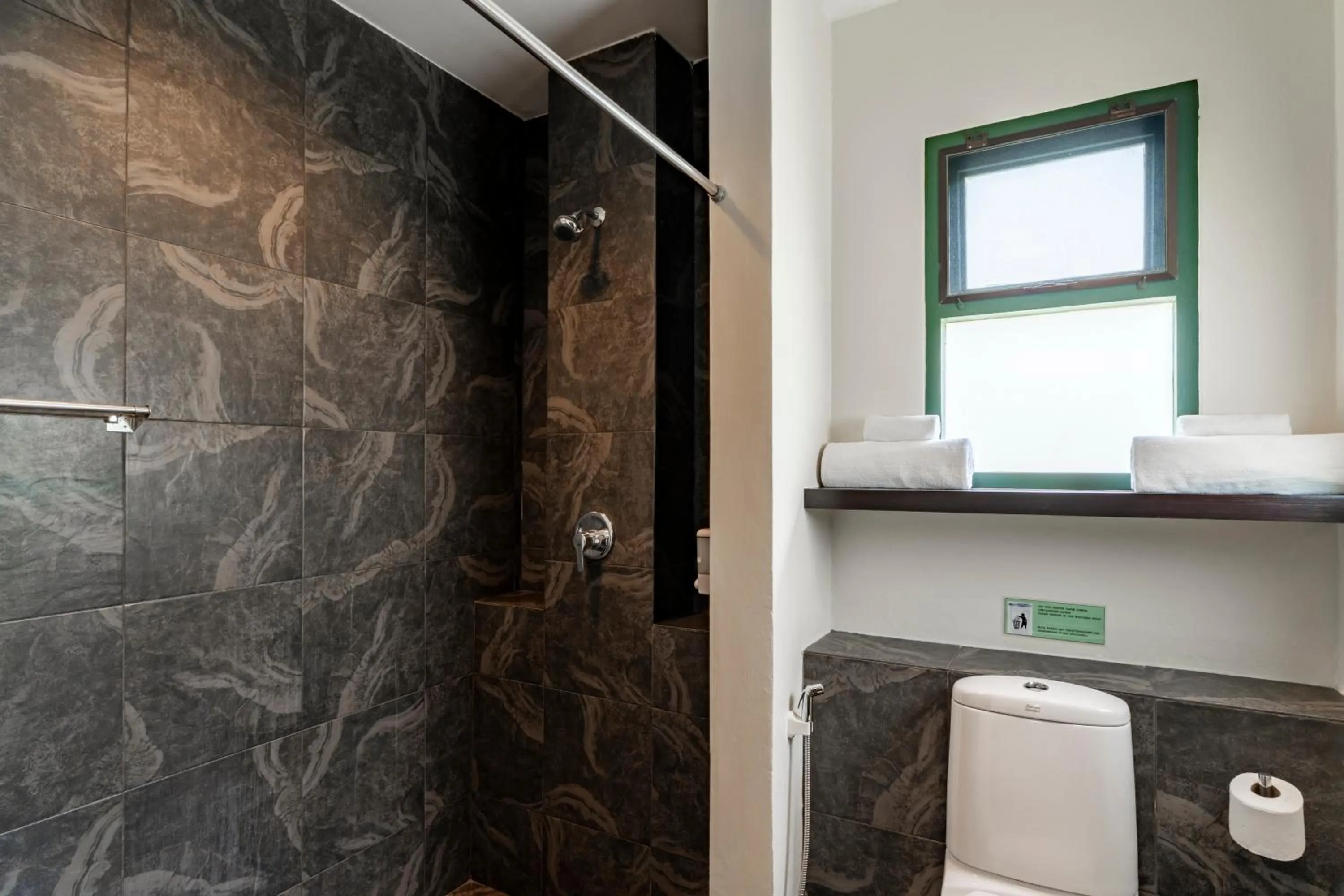 Shower in Baan Khaolak Beach Resort