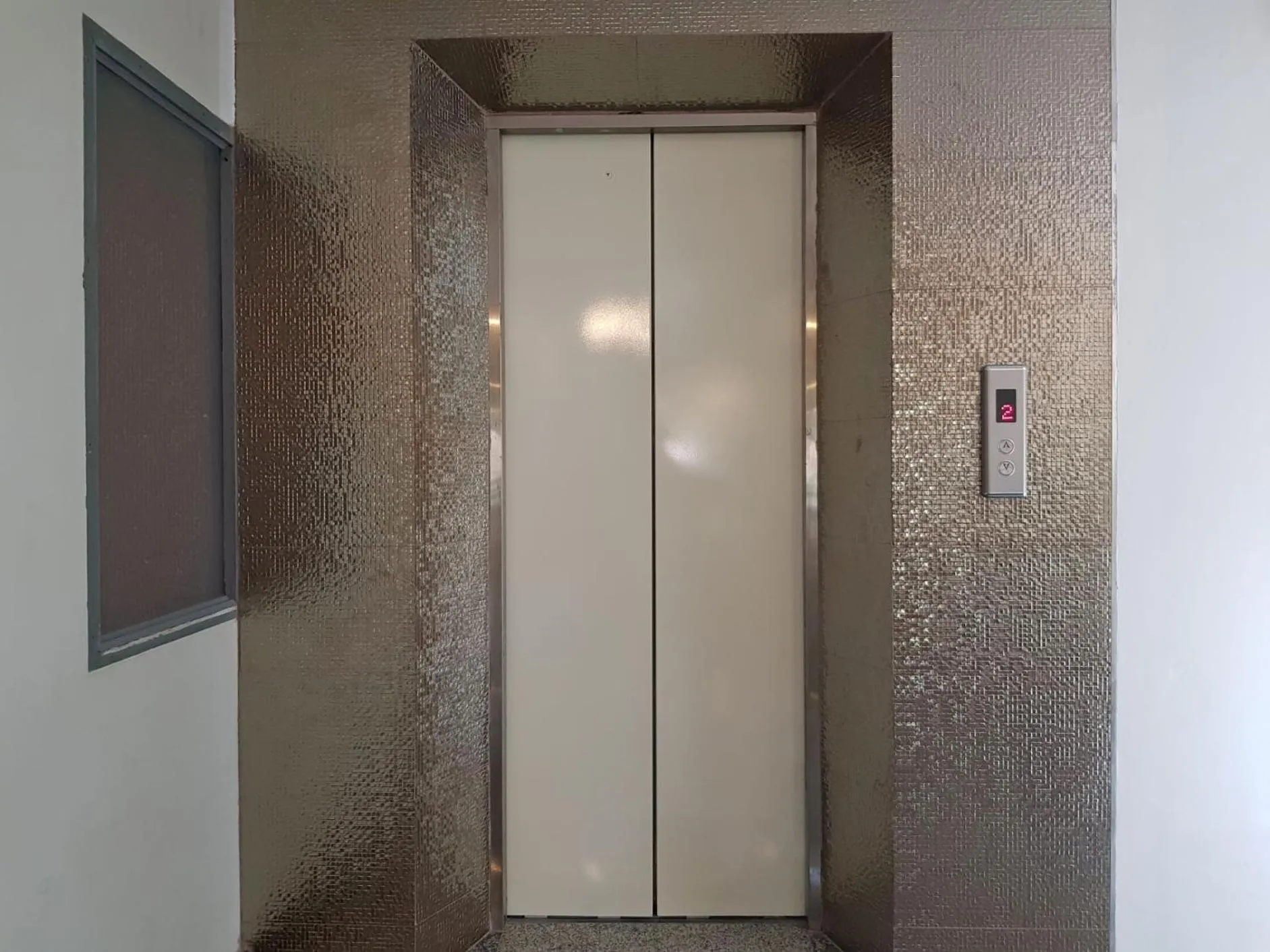 Property building in Boonthavon