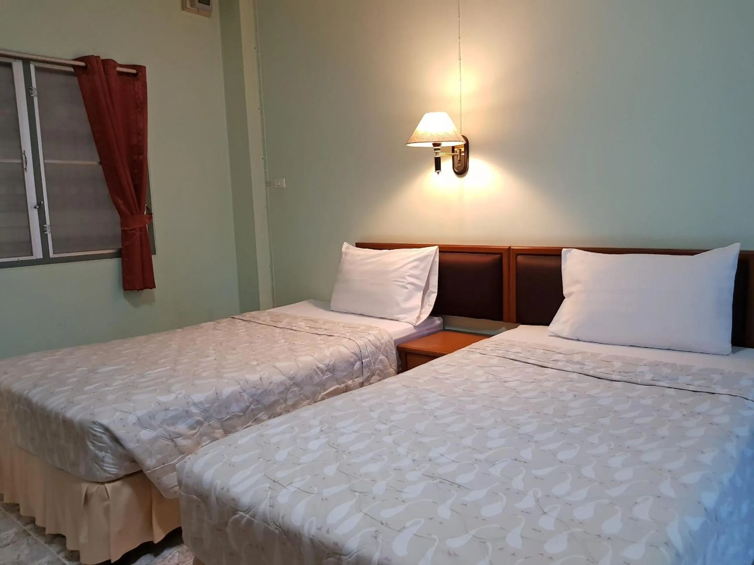 Property building, Bed in Boonthavon