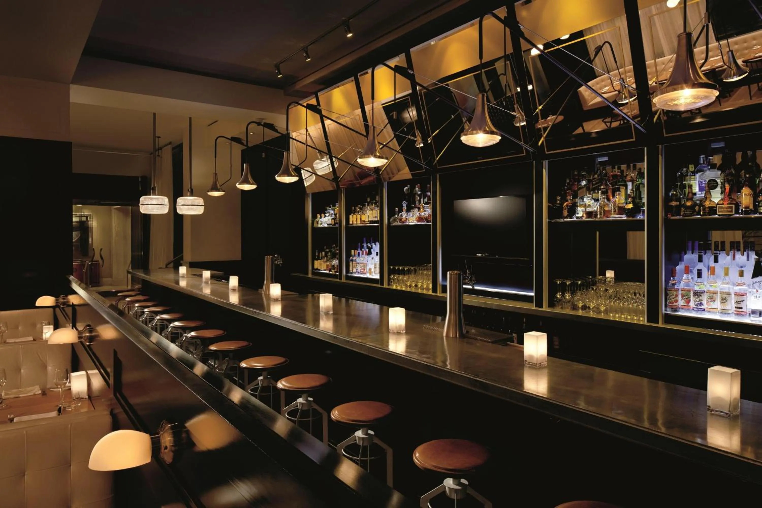 Lounge or bar in The Ritz-Carlton, Boston