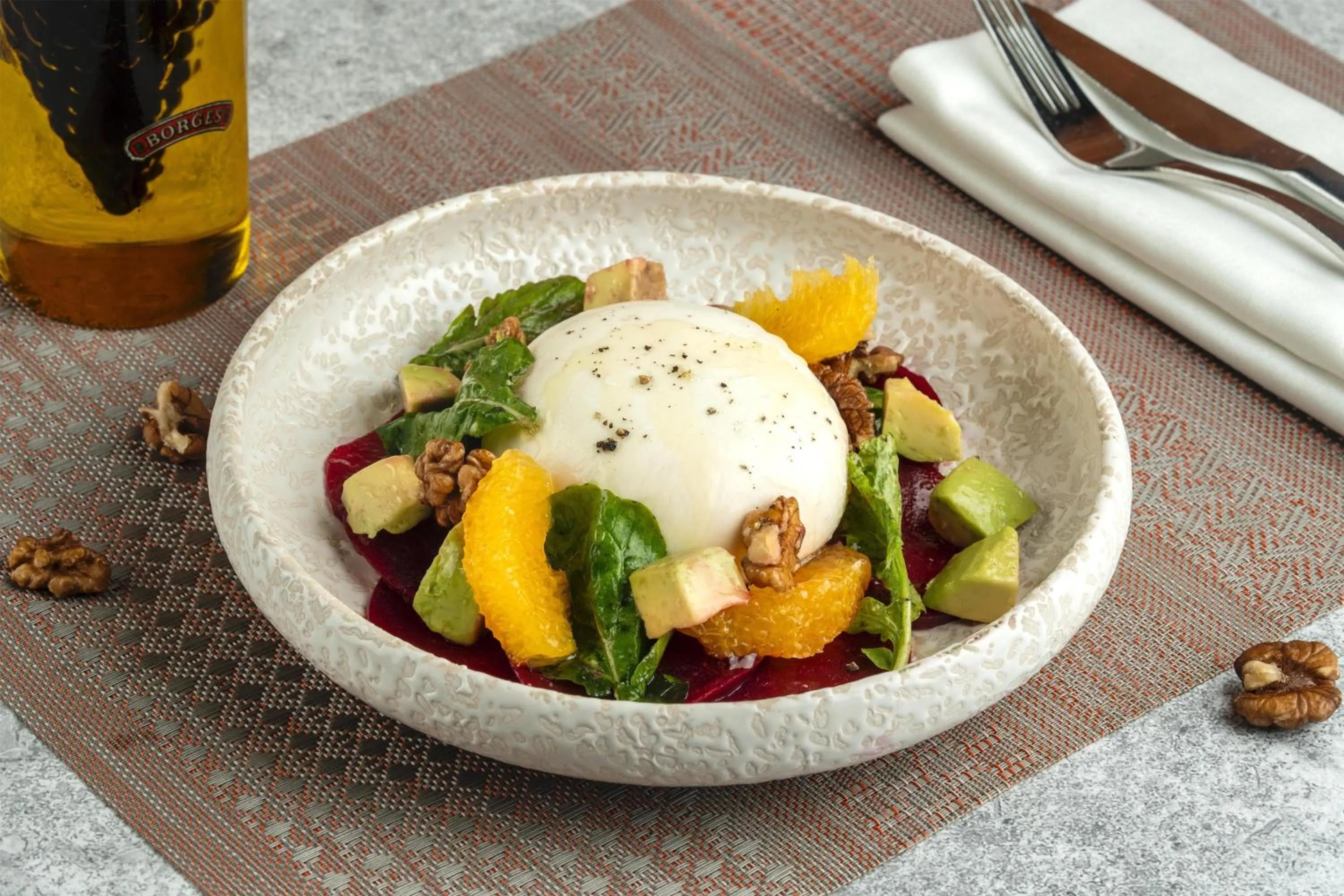 Food and drinks in Radisson Blu Plaza Delhi Airport