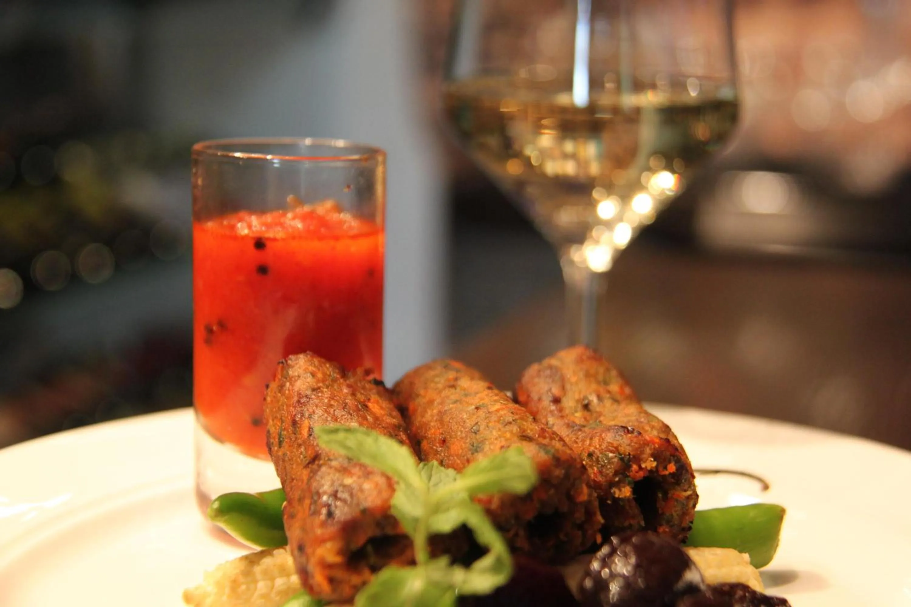 Food and drinks in Radisson Blu Plaza Delhi Airport