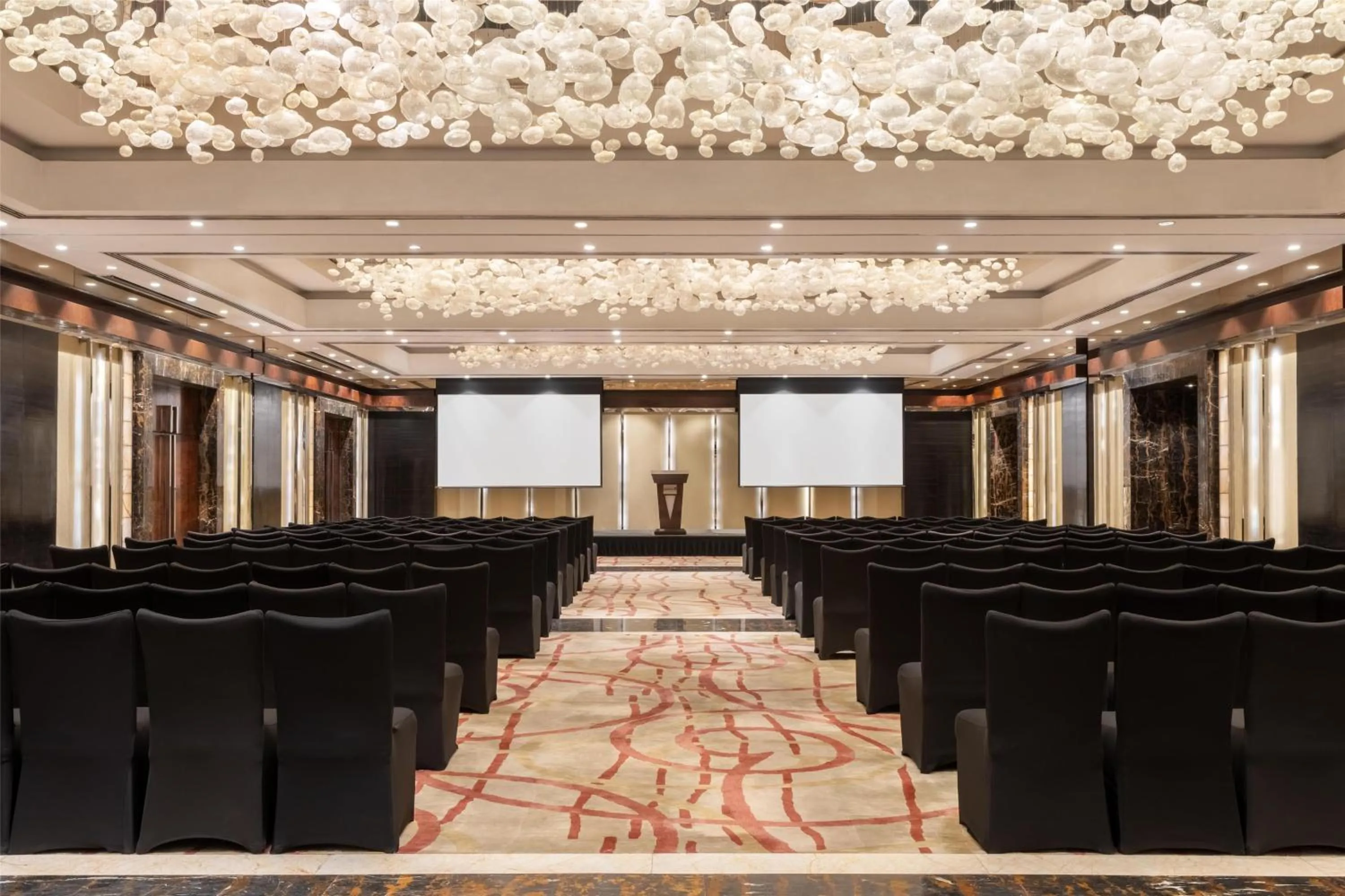 Banquet/Function facilities in Radisson Blu Plaza Delhi Airport