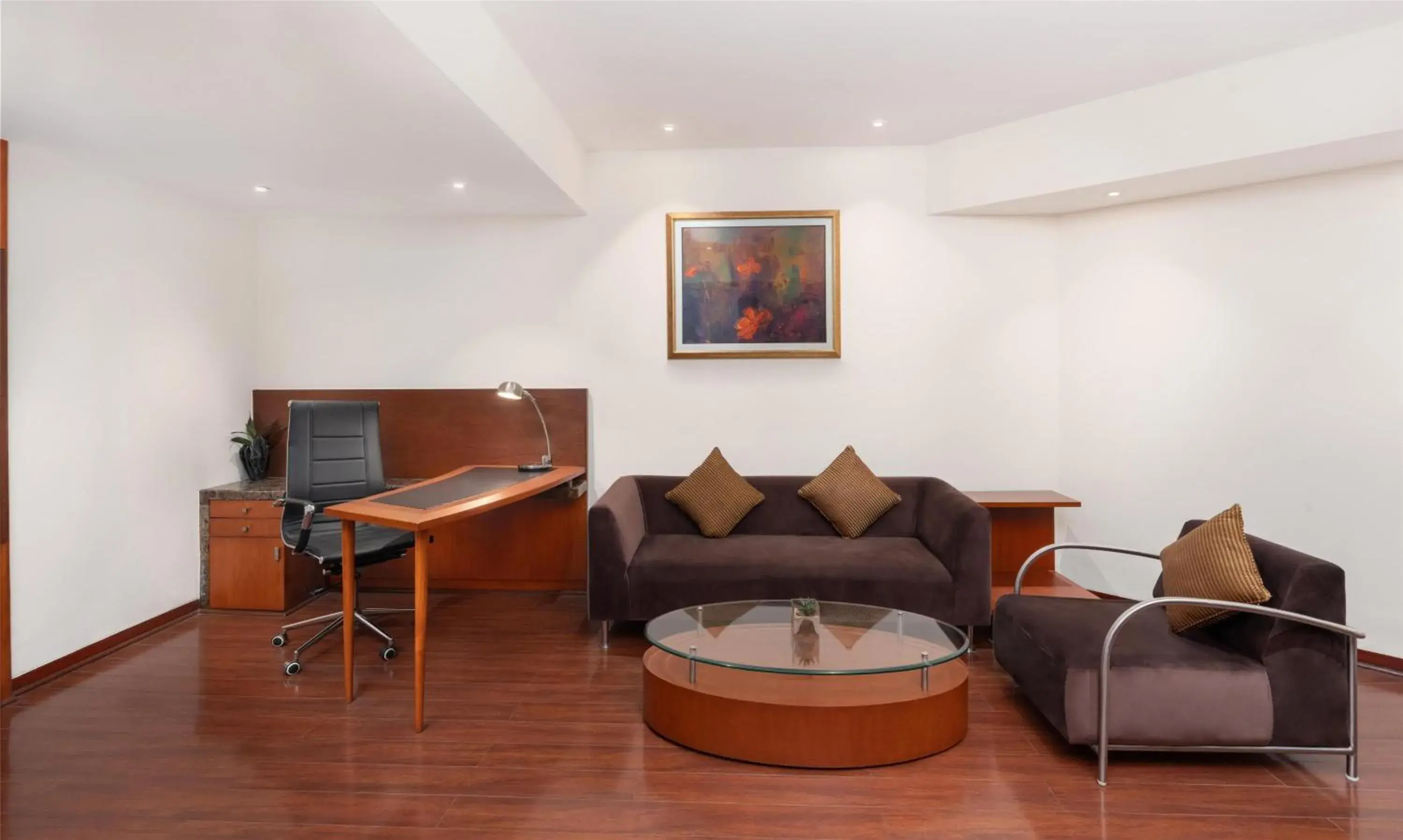 Deluxe Suite with Airport Transfers, Happy Hours 01:00 PM to 06:00 PM, 20% Discount on Food & Beverage and Free Pick up and drop to Worldmark Aerocity (subject to car availability) in Radisson Blu Plaza Delhi Airport Deluxe Suite with Airport Transfers, Happy Hours 01:00 PM to 06:00 PM, 20% Discount on Food & Beverage and Free Pick up and drop to Worldmark Aerocity (subject to car availability) in Radisson Blu Plaza Delhi Airport