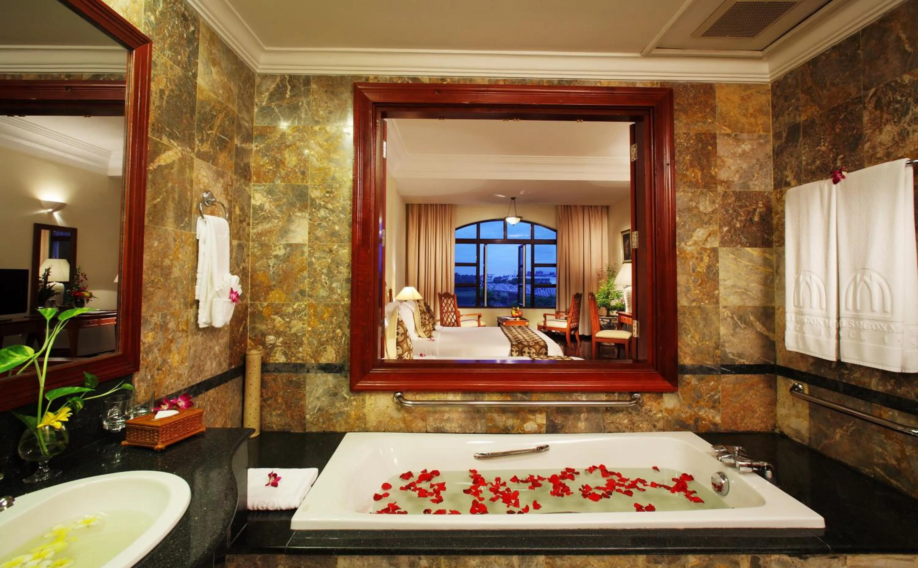 Bathroom in Saigon Morin Hotel