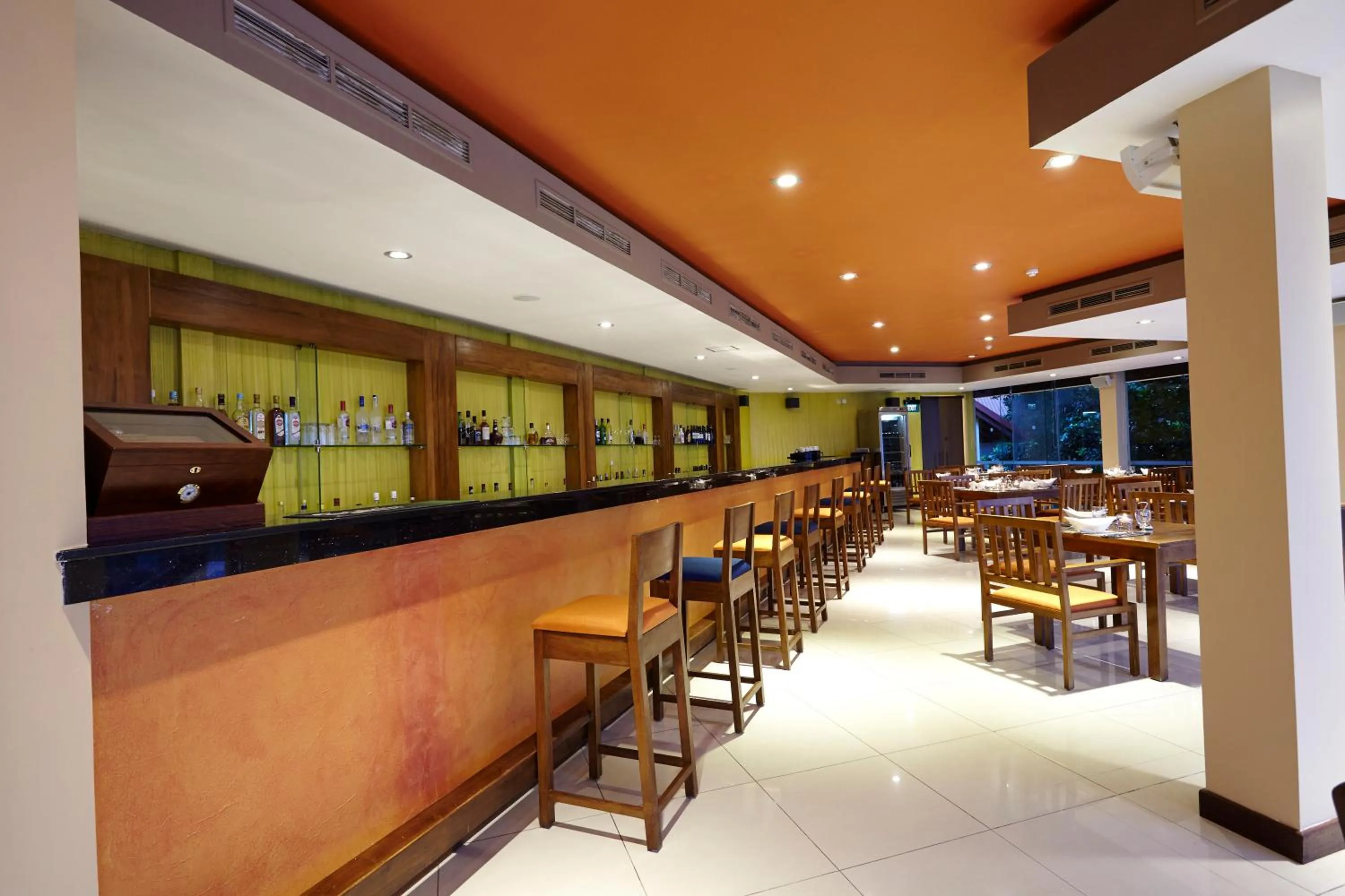 Lounge or bar in Turyaa Kalutara