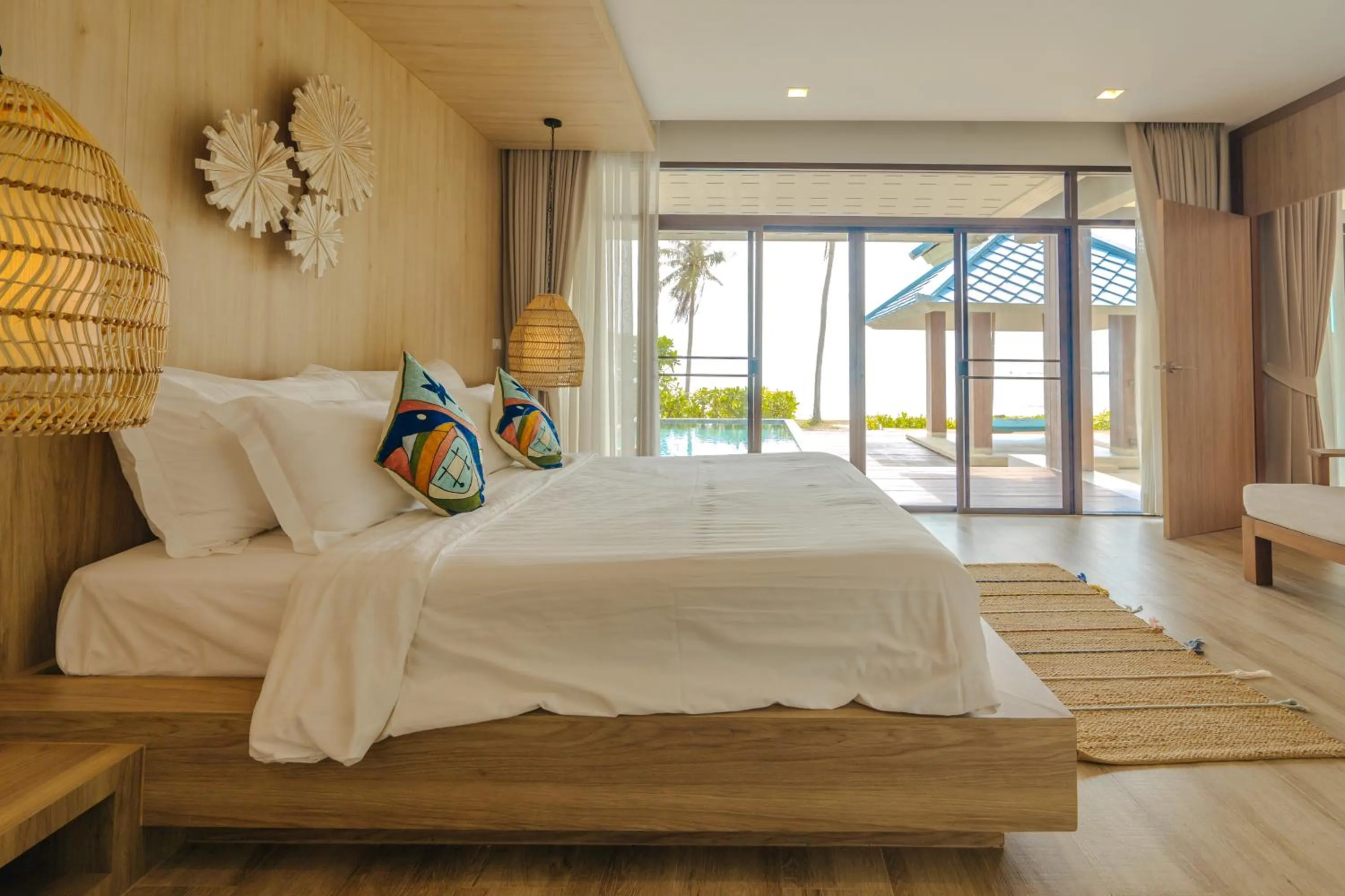 Bed in Sirarun Resort