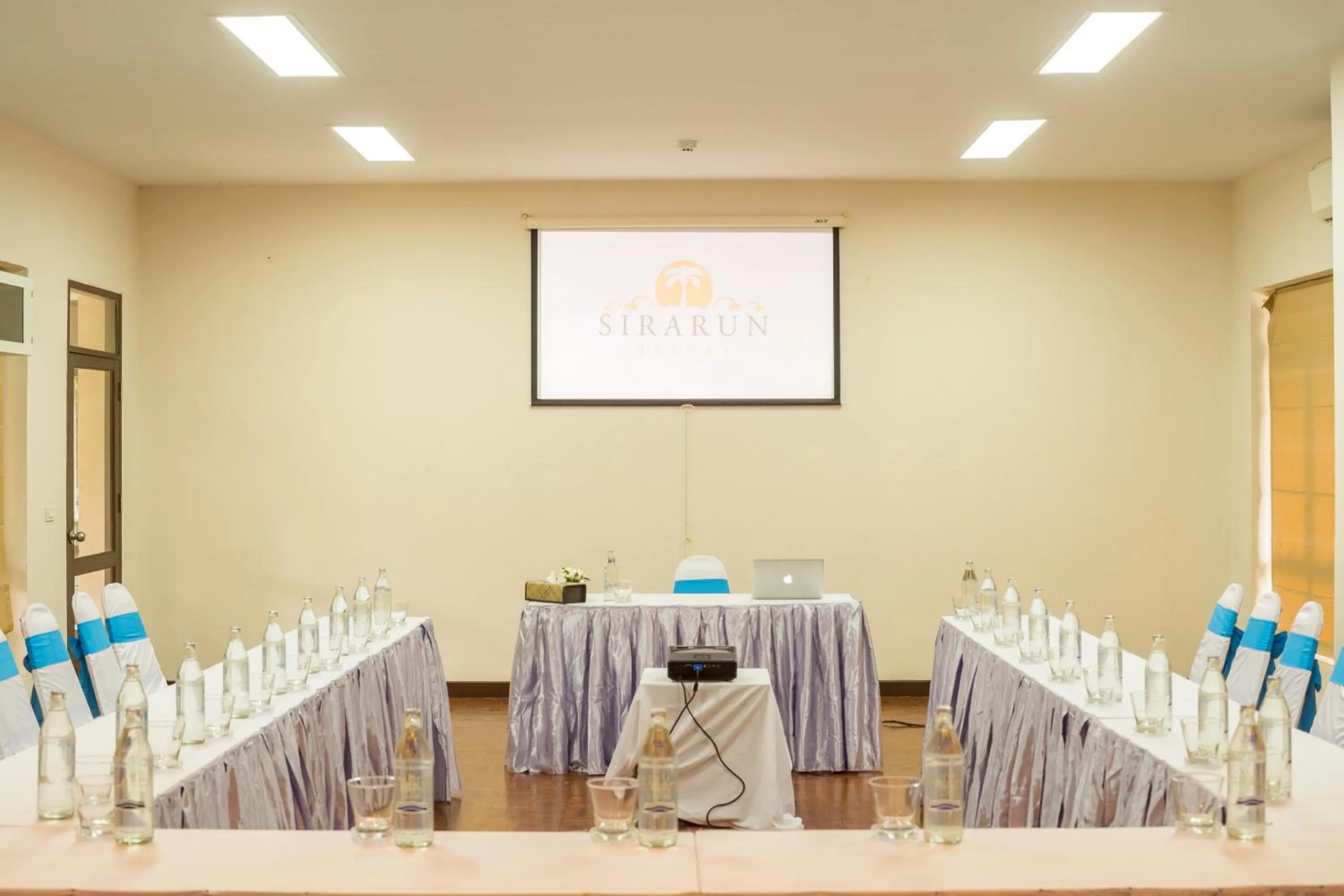 Meeting/conference room in Sirarun Resort