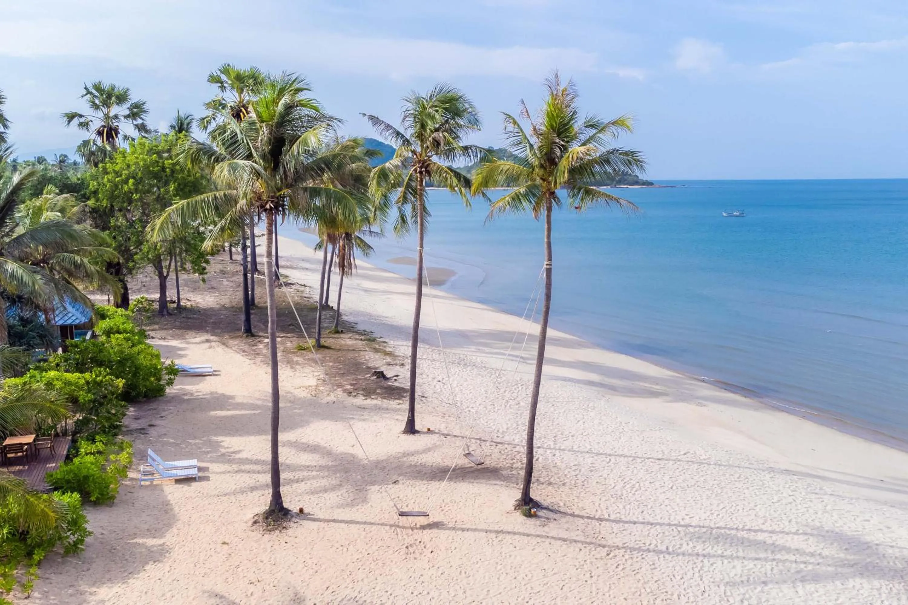 Beach in Sirarun Resort