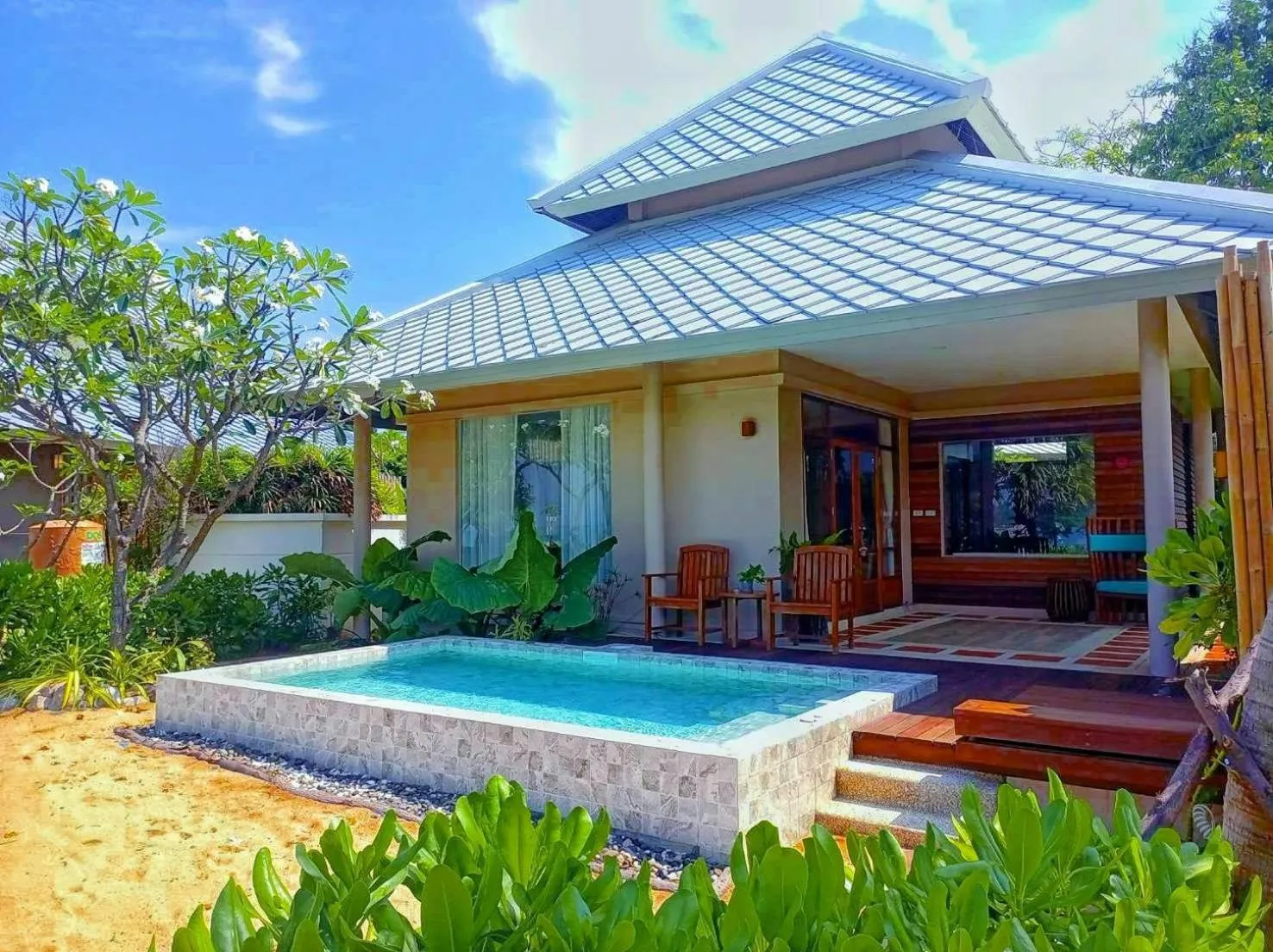 Property building in Sirarun Resort