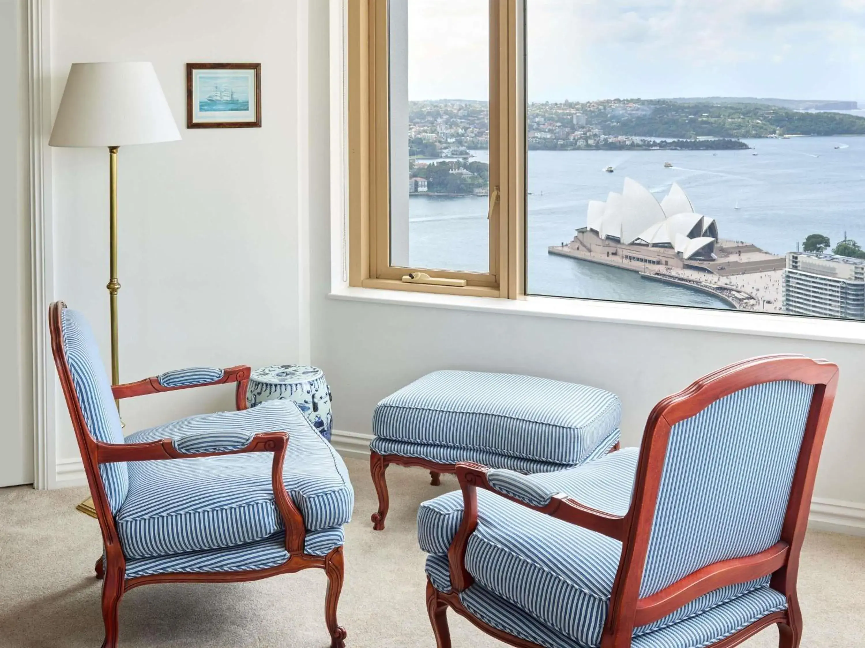 Two-Bedroom Suite Apartment with City View (Non-Refurbished) in The Sebel Quay West Suites Sydney Two-Bedroom Suite Apartment with City View (Non-Refurbished) in The Sebel Quay West Suites Sydney