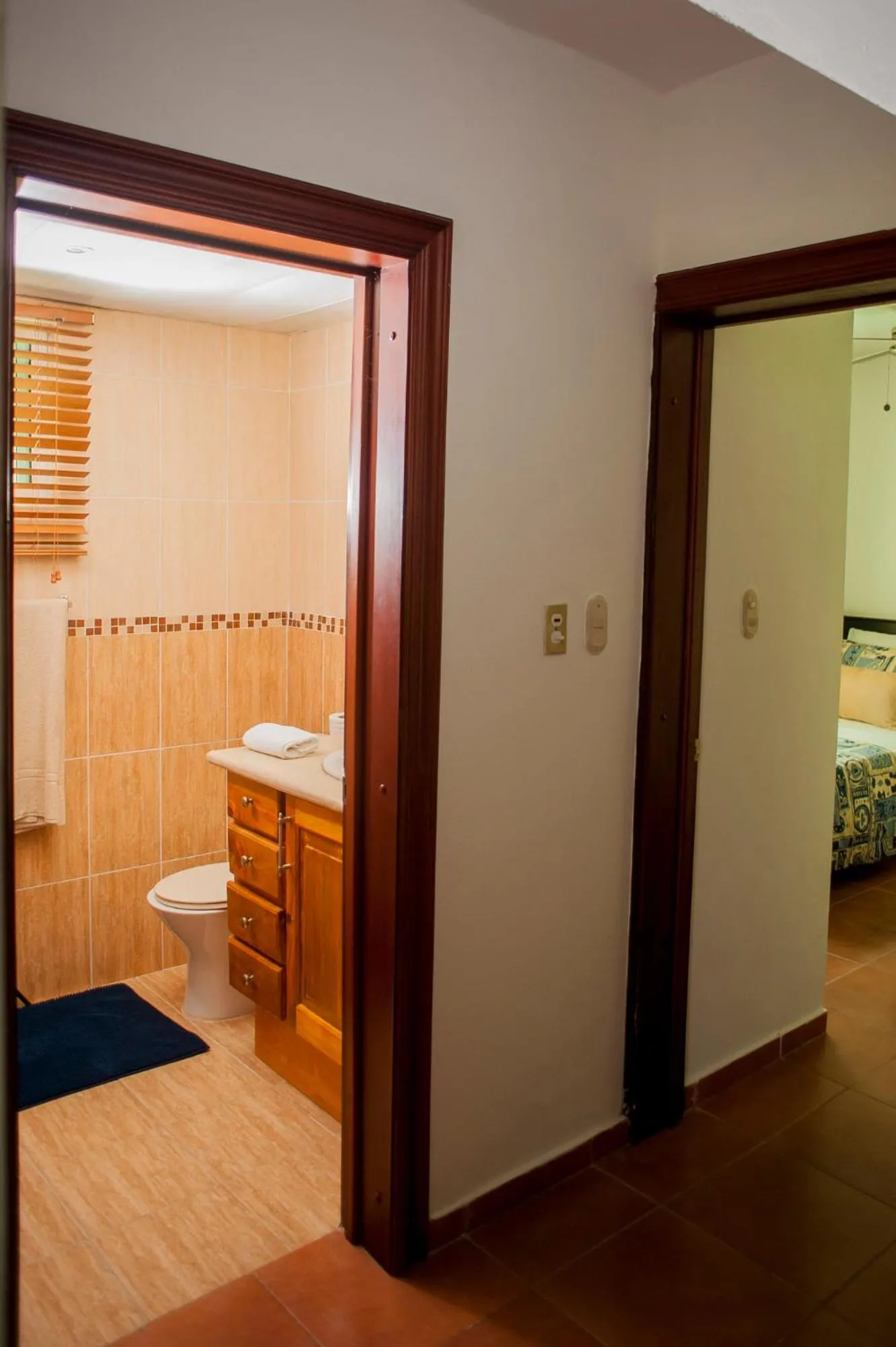 Bathroom, Bed in Cocotal Bavaro Apartments