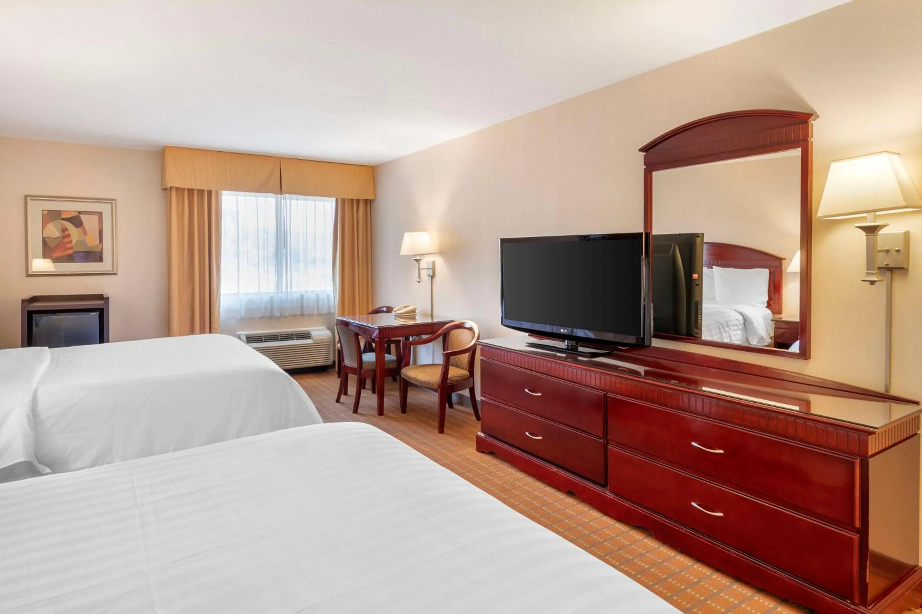 Bedroom, Bed in Best Western Plus West Covina Inn