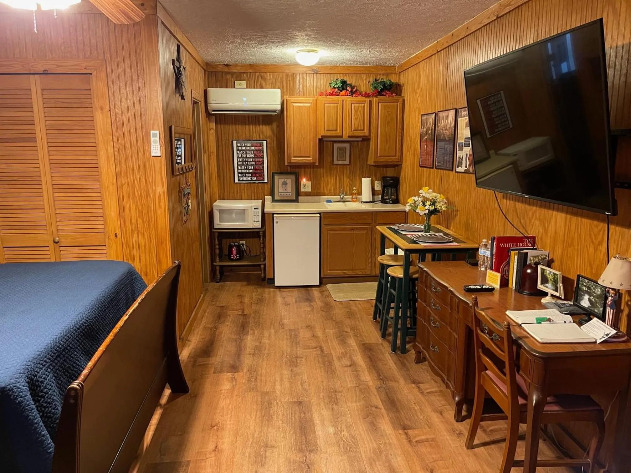 Coffee/tea facilities in Mountain Aire Cottages, Inn, & Glamping