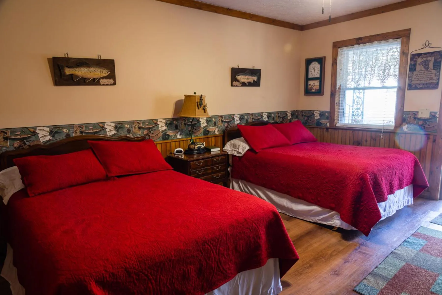 Bed in Mountain Aire Cottages, Inn, & Glamping