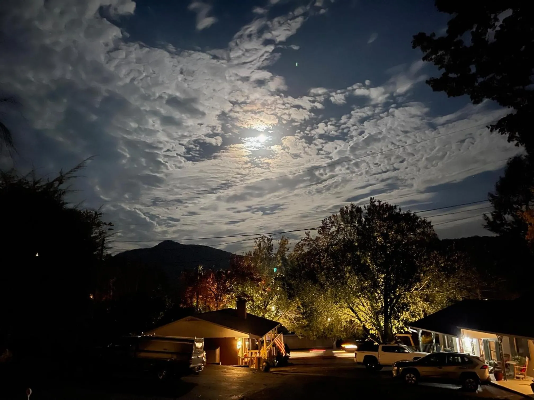 Quiet street view in Mountain Aire Cottages, Inn, & Glamping