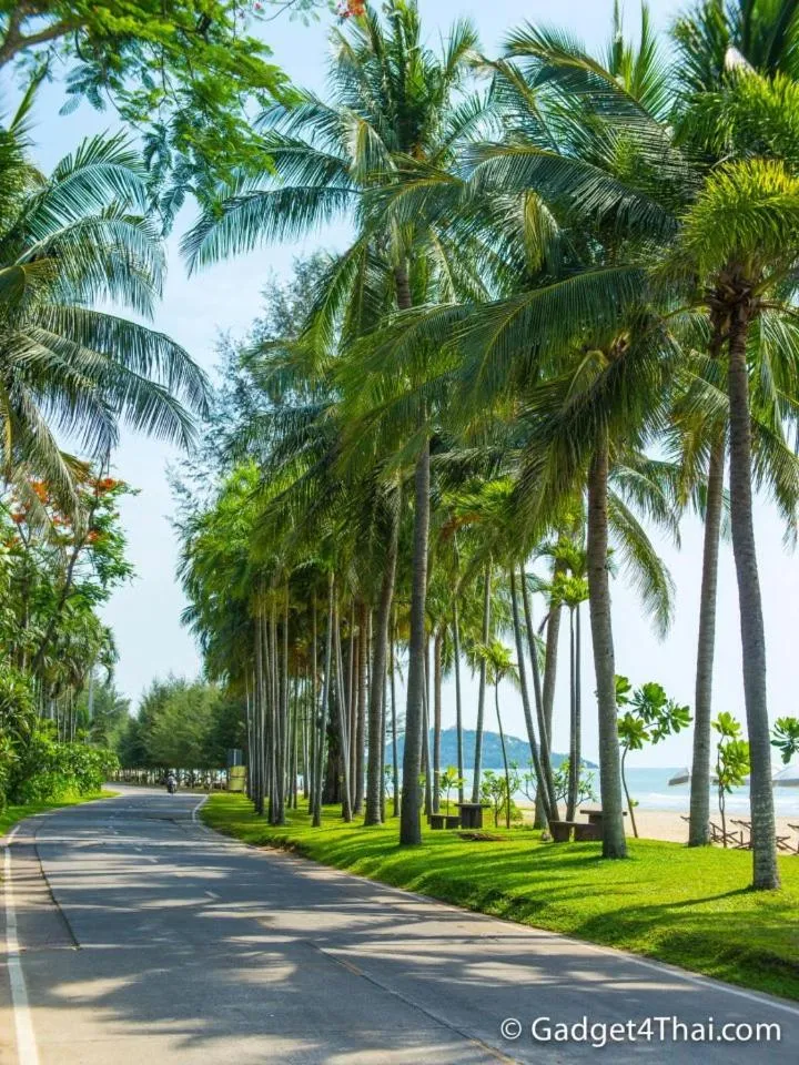 Baan Klang Aow Beach Resort