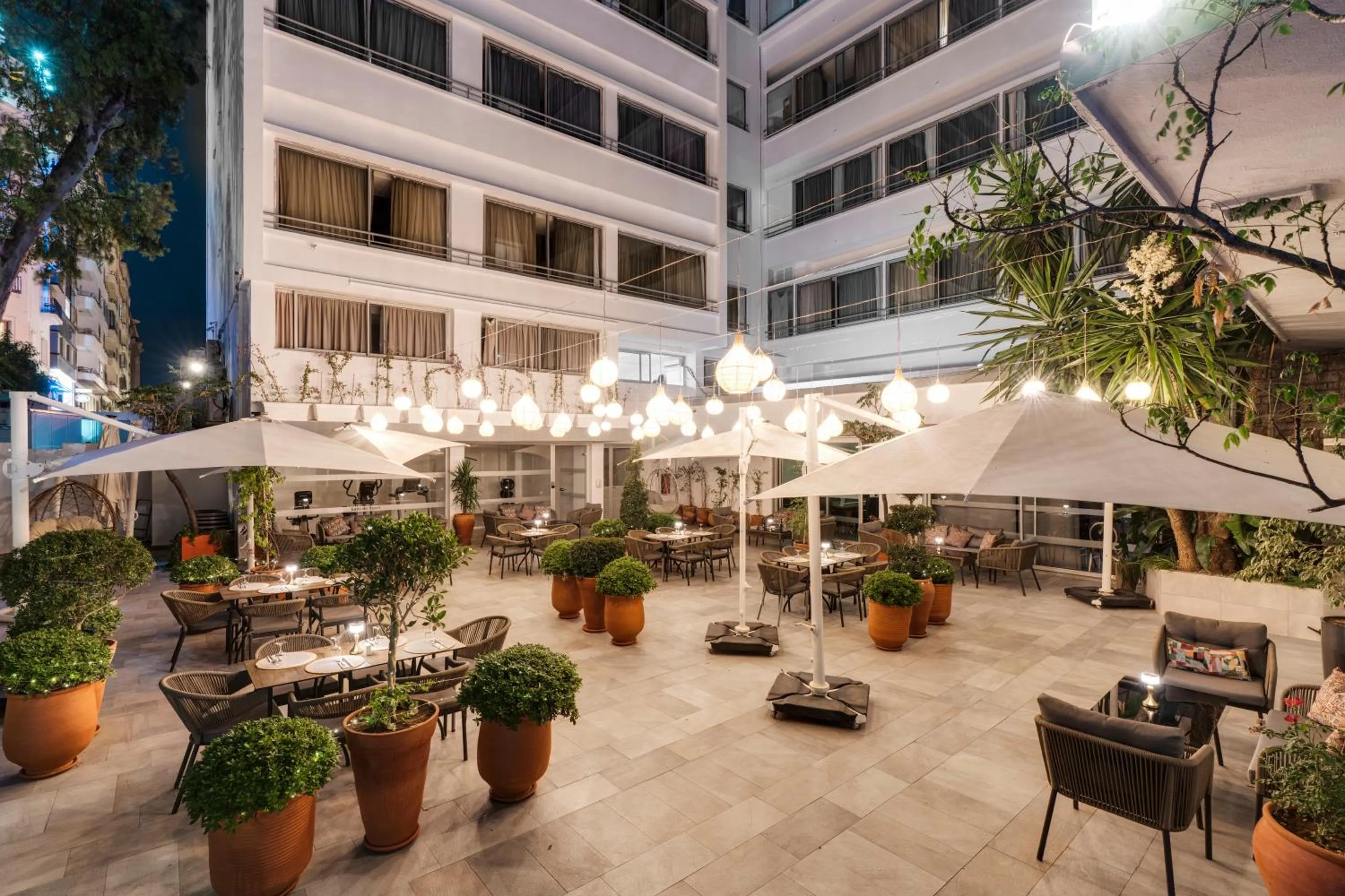 Patio in Marina Bay City Center